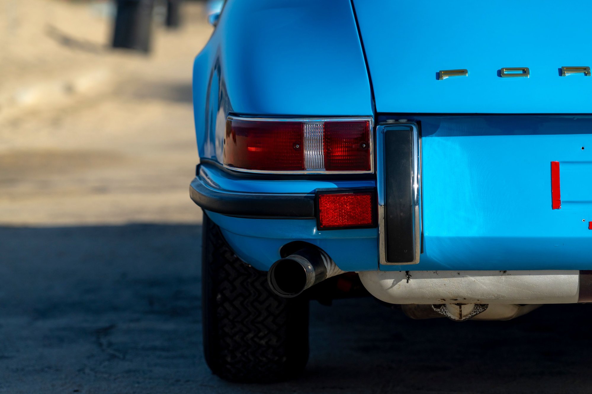 1970 Porsche 911 - For Sale: 1970 Porsche 911E in Pastel Blue - Used - VIN 9110220101 - 6 cyl - 2WD - Manual - Coupe - Blue - Los Angeles, CA 90025, United States
