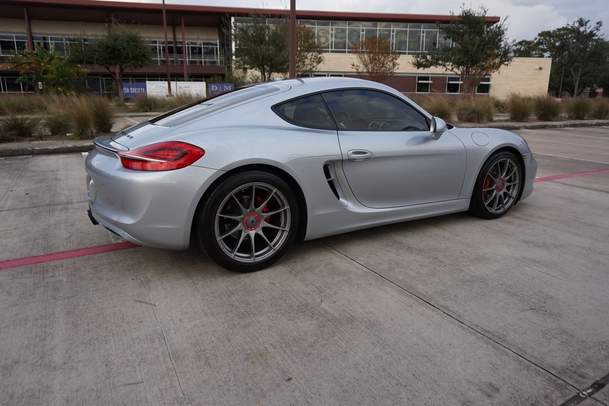 2014 Porsche Cayman - 2014 981 Cayman S 6MT - PSE - Sport Chrono - Sport Seats - Used - VIN WP0AB2A84EK192050 - 51,329 Miles - 6 cyl - 2WD - Manual - Coupe - Silver - Houston, TX 77024, United States
