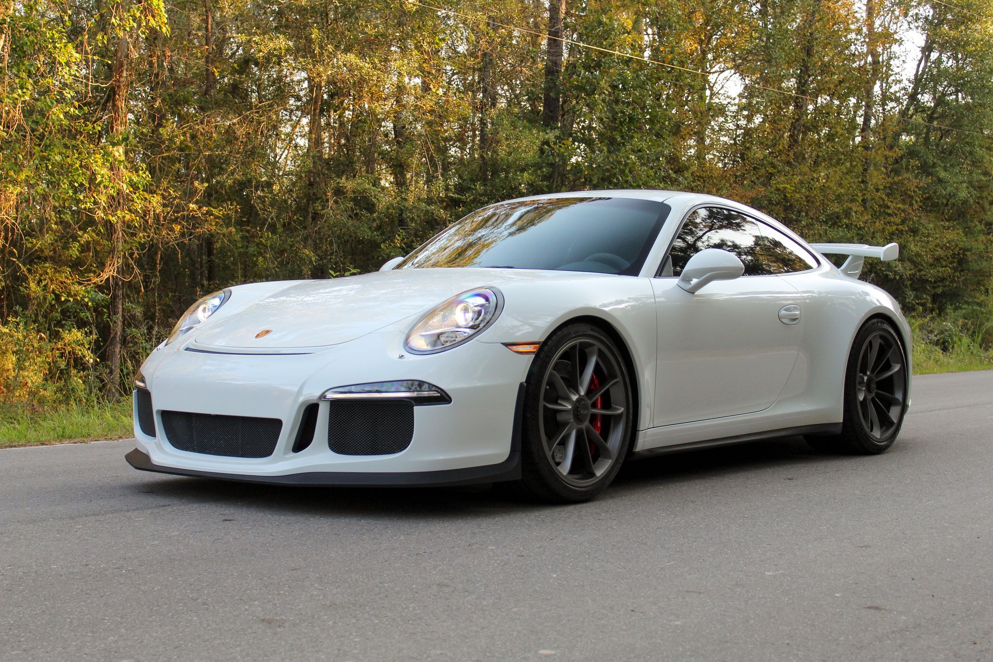 2015 Porsche GT3 - 2015 Porsche 911 GT3 - Clean, 29k miles, MUST SELL.  Reasonable offers considered. - Used - VIN WP0AC2A92FS183886 - 29,096 Miles - 6 cyl - 2WD - Automatic - Coupe - White - Greater Houston, TX 77339, United States