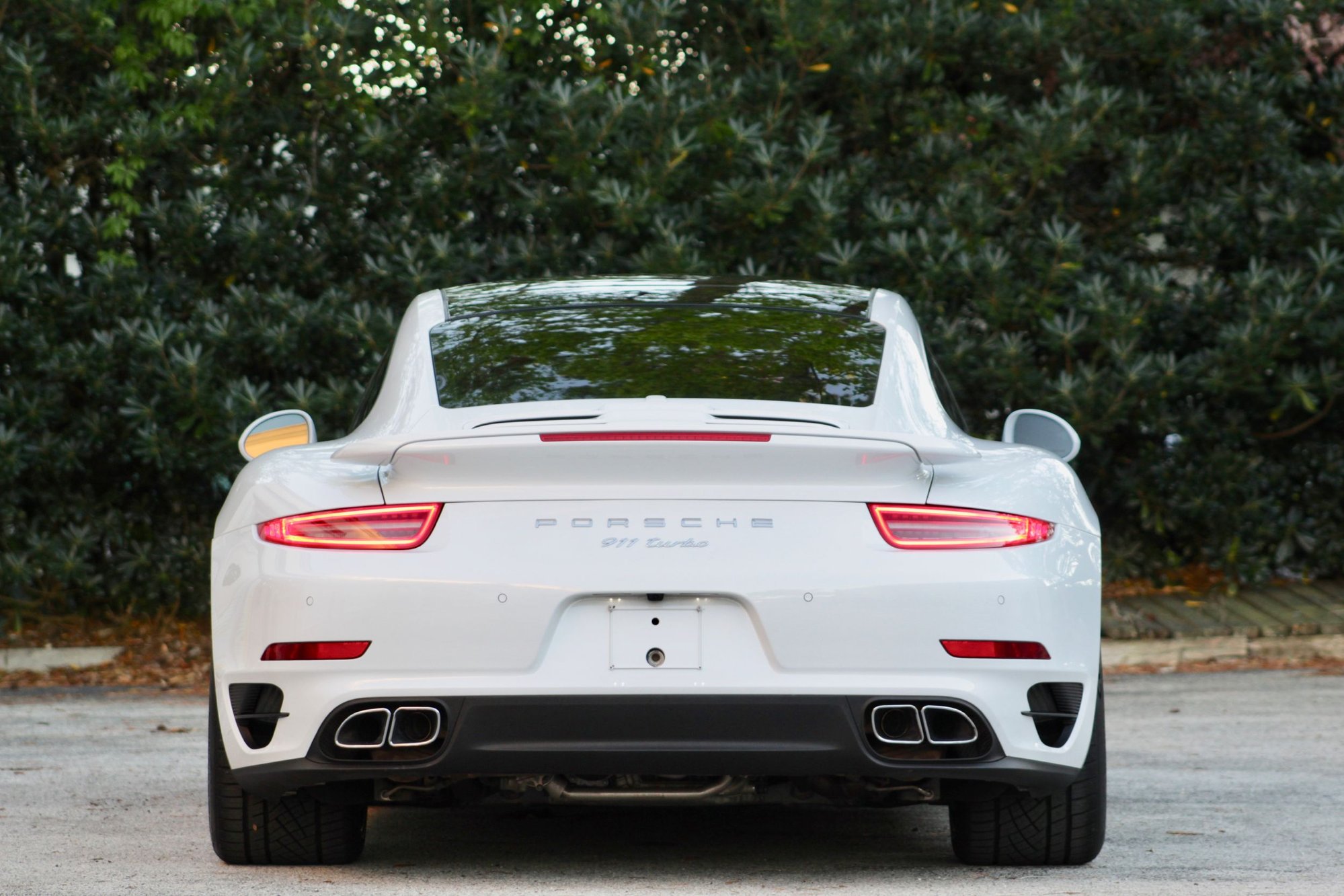 2015 Porsche 911 - '15 Porsche 911 Turbo 17K miles - Used - VIN WP0AD2A91FS166753 - 17,770 Miles - 6 cyl - AWD - Automatic - Coupe - White - Jacksonville, FL 32246, United States