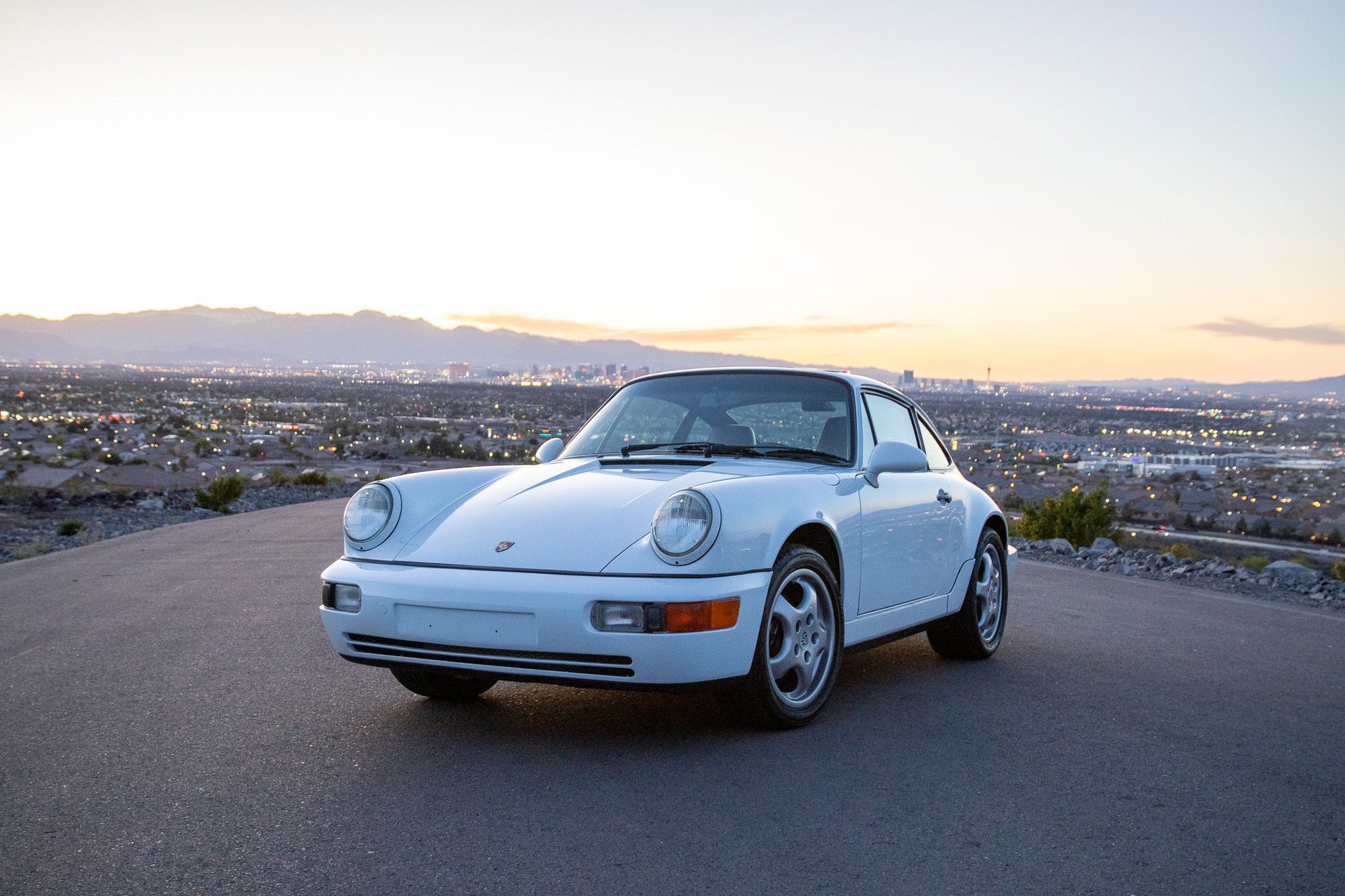 1994 Porsche 911 - 1994 964 C2 w/LSD option - Used - VIN WP0AB2966RS420218 - 103,300 Miles - 6 cyl - 2WD - Manual - Coupe - White - Las Vegas, NV 89012, United States