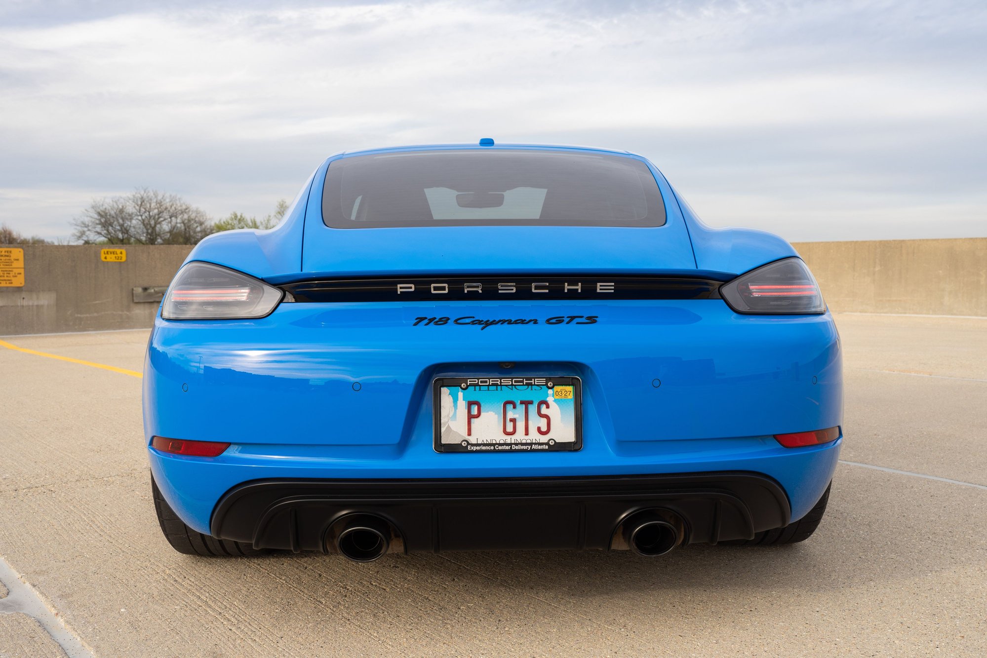 2022 Porsche 718 - 2022 Porsche 718 Cayman GTS 4.0 PDK — Shark Blue — 15k Miles — Extra Wheels - Used - VIN WP0AD2A82NS268262 - 15,270 Miles - 6 cyl - 2WD - Automatic - Coupe - Blue - Arlington Heights, IL 60004, United States