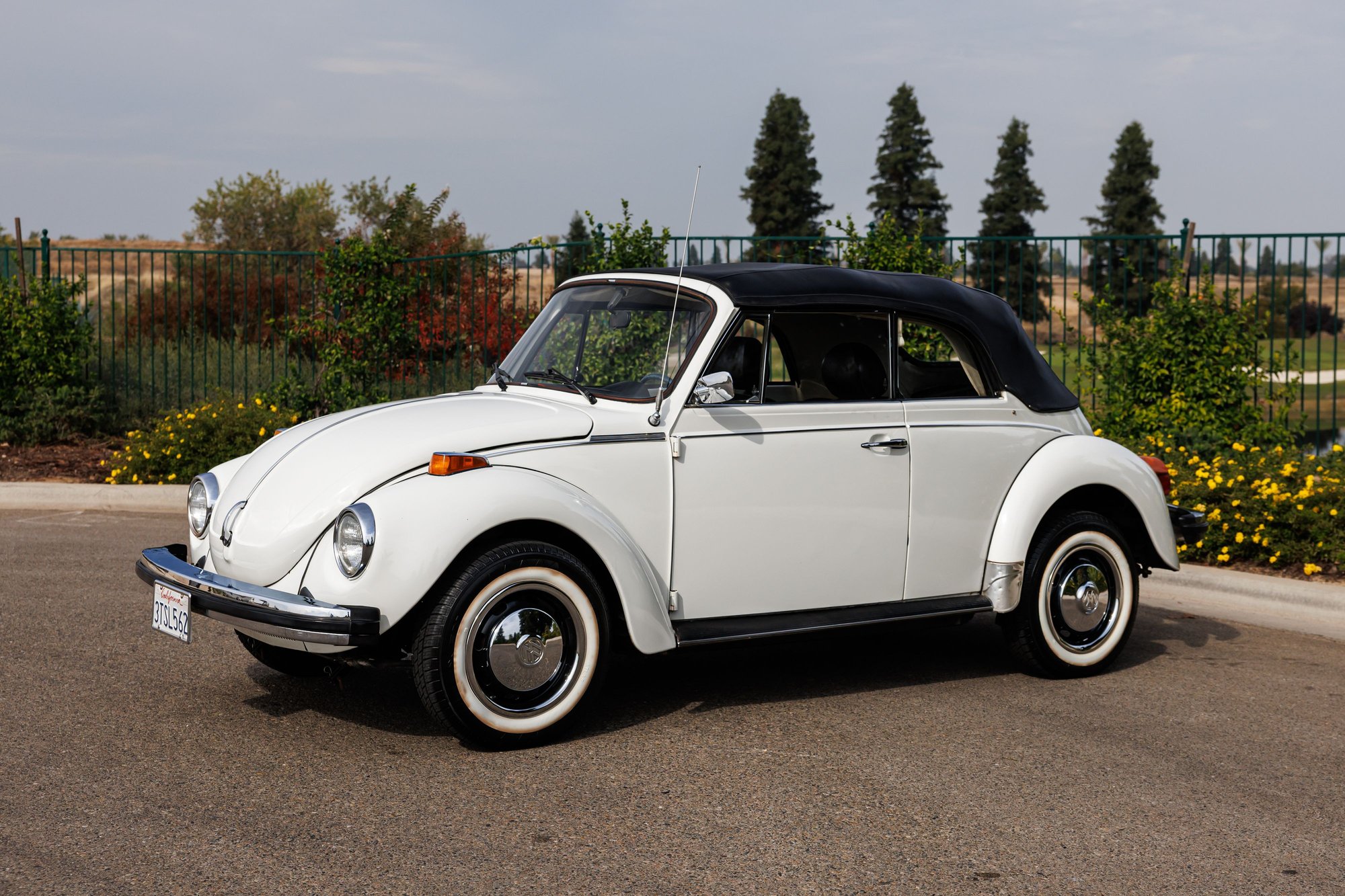 1978 Volkswagen Super Beetle - 1978 Volkswagen super beetle convertible - Used - Fresno, CA 93720, United States