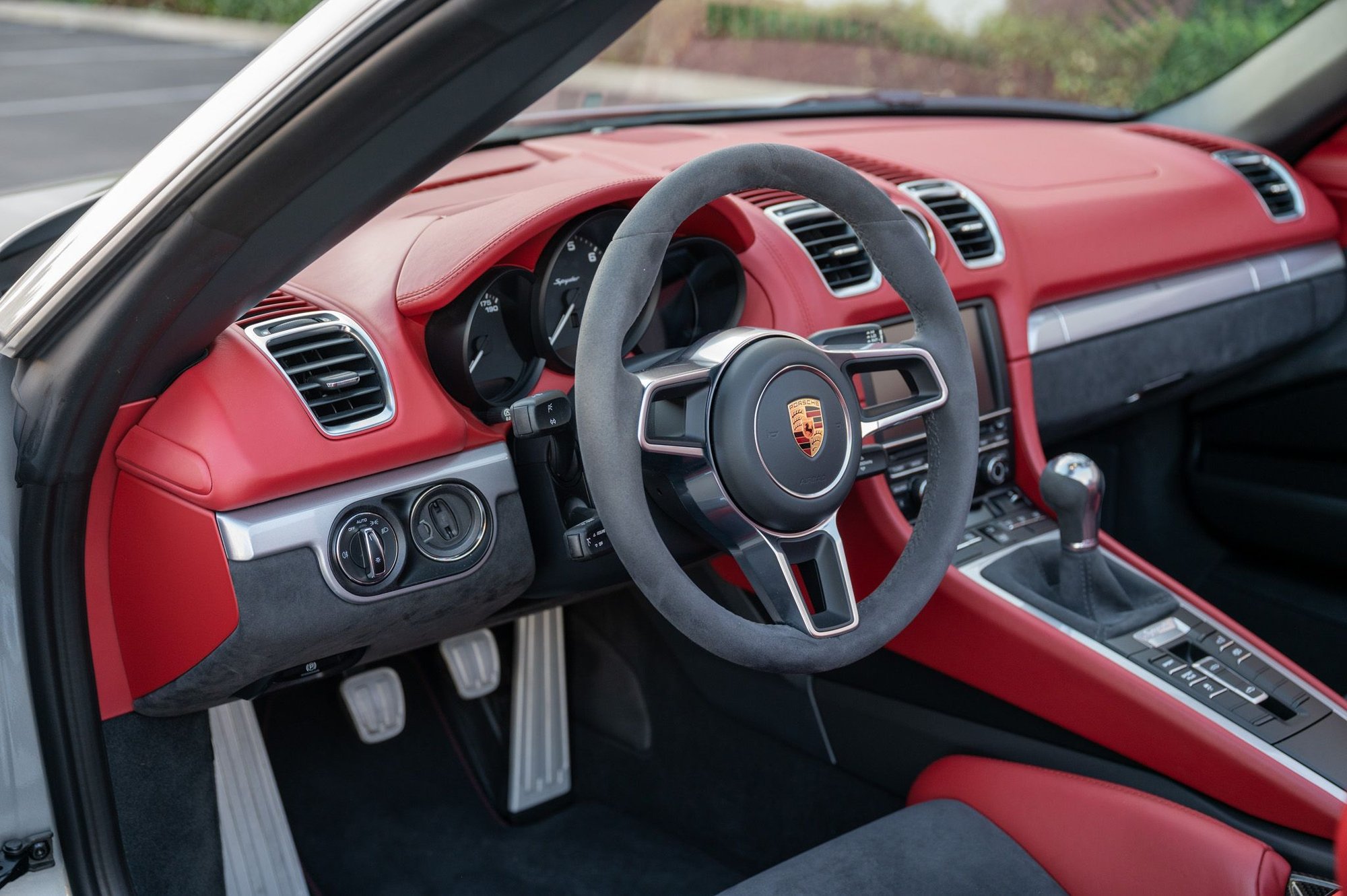 2016 Porsche Boxster - 2016 Boxster Spyder | GT Silver | Spyder Garnet Red Interior | Great spec | 8500~ mi - Used - VIN WP0CC2A82GS152669 - 8,500 Miles - 6 cyl - 2WD - Manual - Convertible - Silver - San Jose, CA 95035, United States