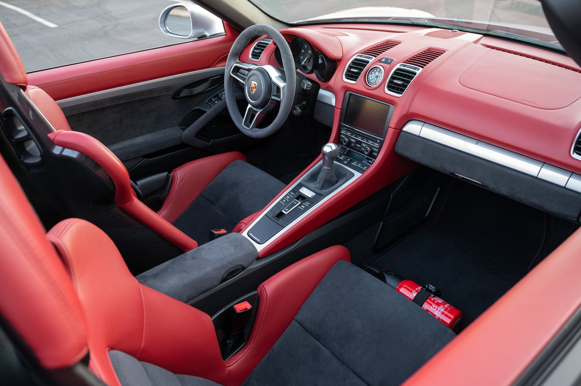 2016 Porsche Boxster - 2016 Boxster Spyder | GT Silver | Spyder Garnet Red Interior | Great spec | 8500~ mi - Used - VIN WP0CC2A82GS152669 - 8,500 Miles - 6 cyl - 2WD - Manual - Convertible - Silver - San Jose, CA 95035, United States