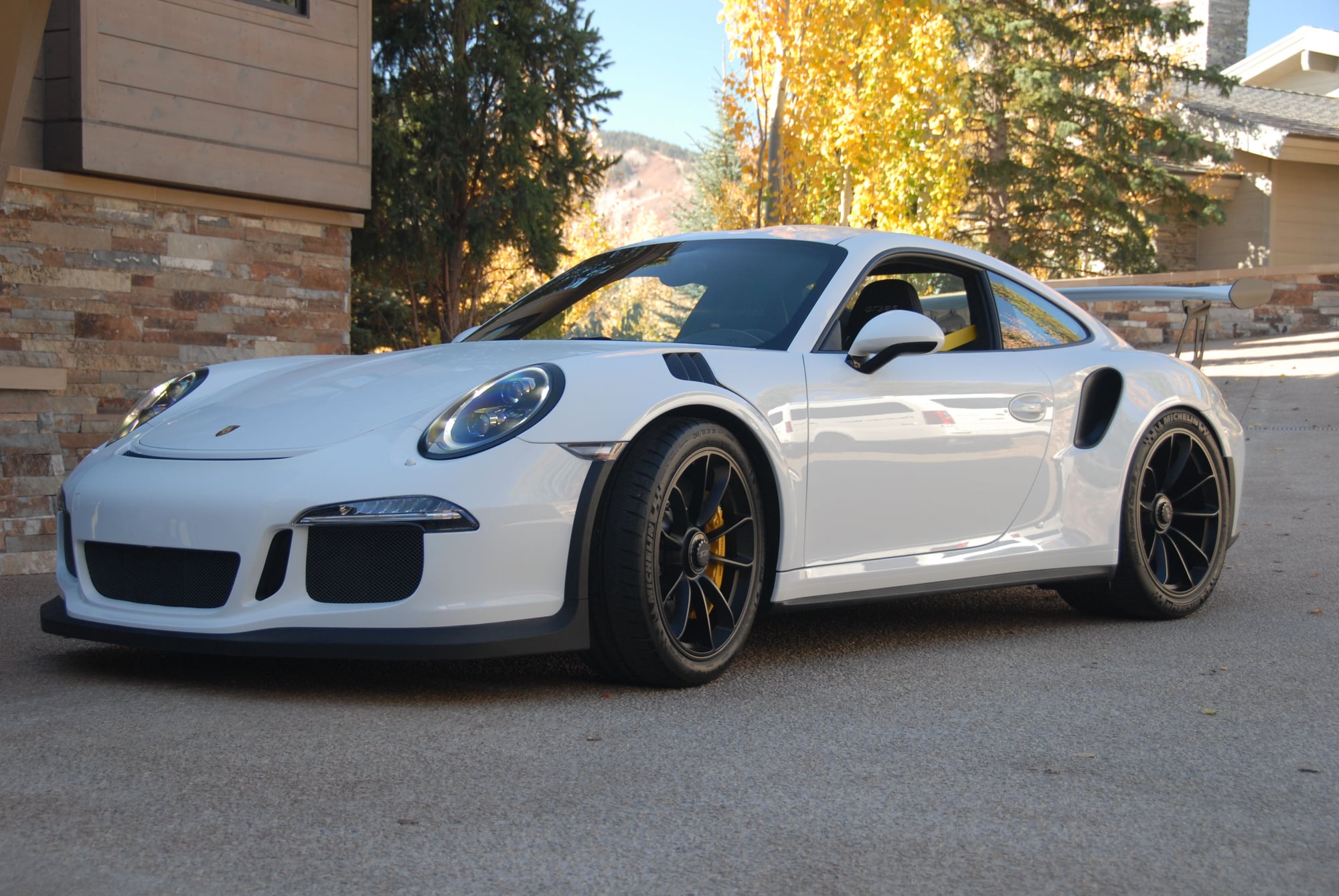2016 Porsche GT3 - DELIVERY MILE 2016 PORSCHE GT3RS - Used - VIN WPOAF2A9XGS193171 - 32 Miles - 6 cyl - 2WD - Automatic - Coupe - White - Salt Lake City, UT 84115, United States