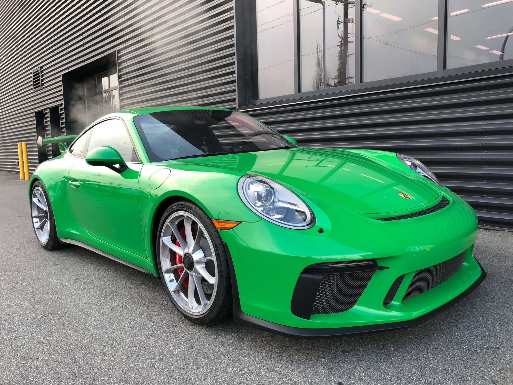 Viper green porsche