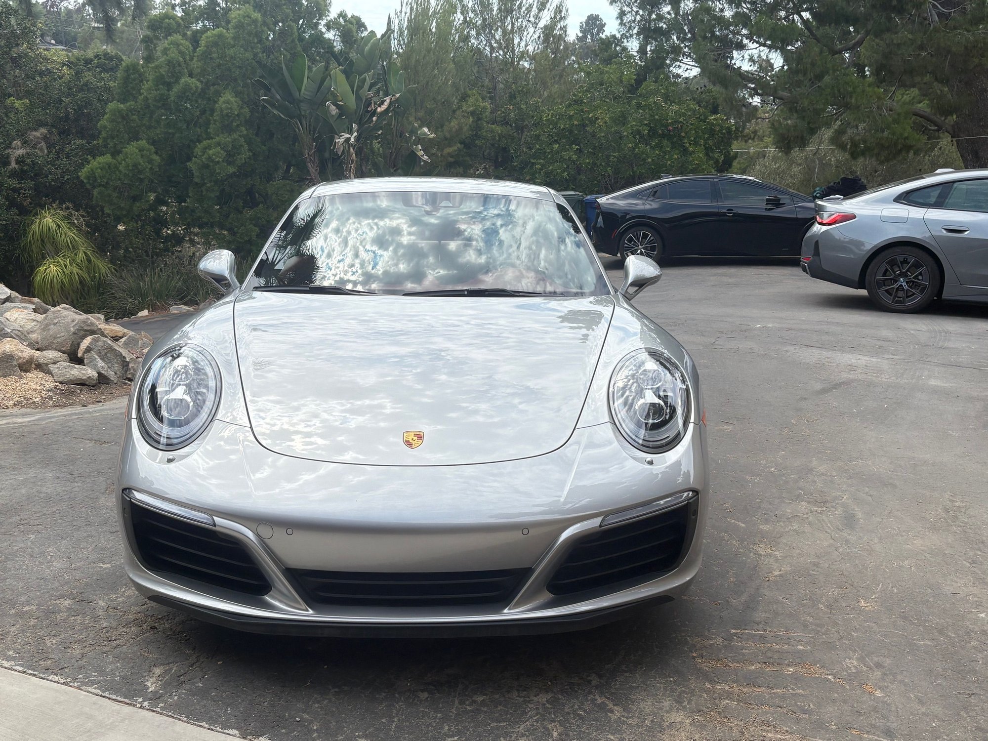 2017 Porsche 911 - 2017 991.2 Carrera Coupe - Silver W/ Red Interior - PDK - 23,XXX Miles - Many Options - Used - VIN Highly Optioned - 6 cyl - 2WD - Automatic - Coupe - Silver - San Diego, CA 92126, United States