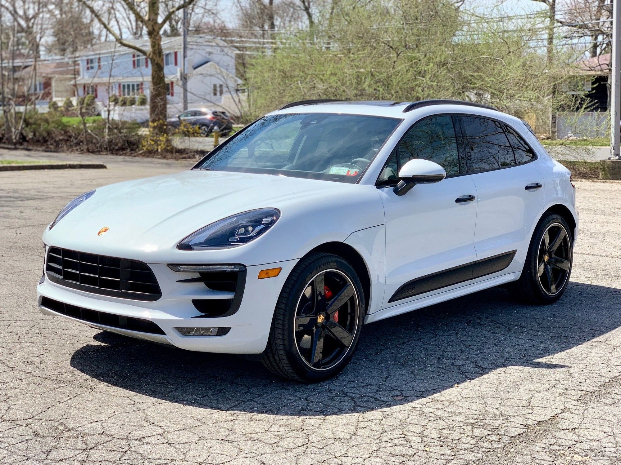 2018 Porsche Macan - 2018 Porsche Macan GTS, 20k Miles, High MSRP ($91k), 1 owner, under factory warraty - Used - VIN WP1AG2A56JLB62512 - 20,000 Miles - 6 cyl - AWD - Automatic - SUV - White - Huntington, NY 11743, United States