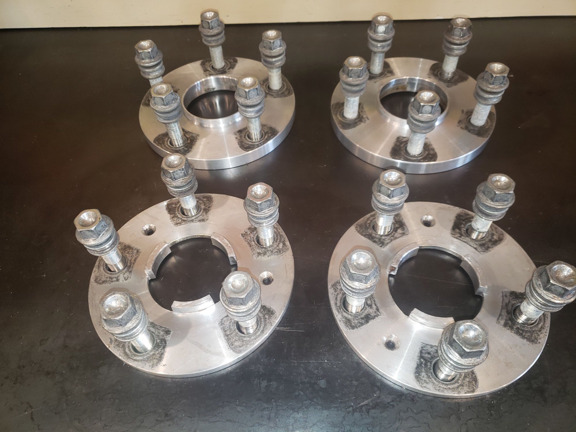 Adaptec 997 7/15 mm spacers with bolts Rennlist Porsche Discussion