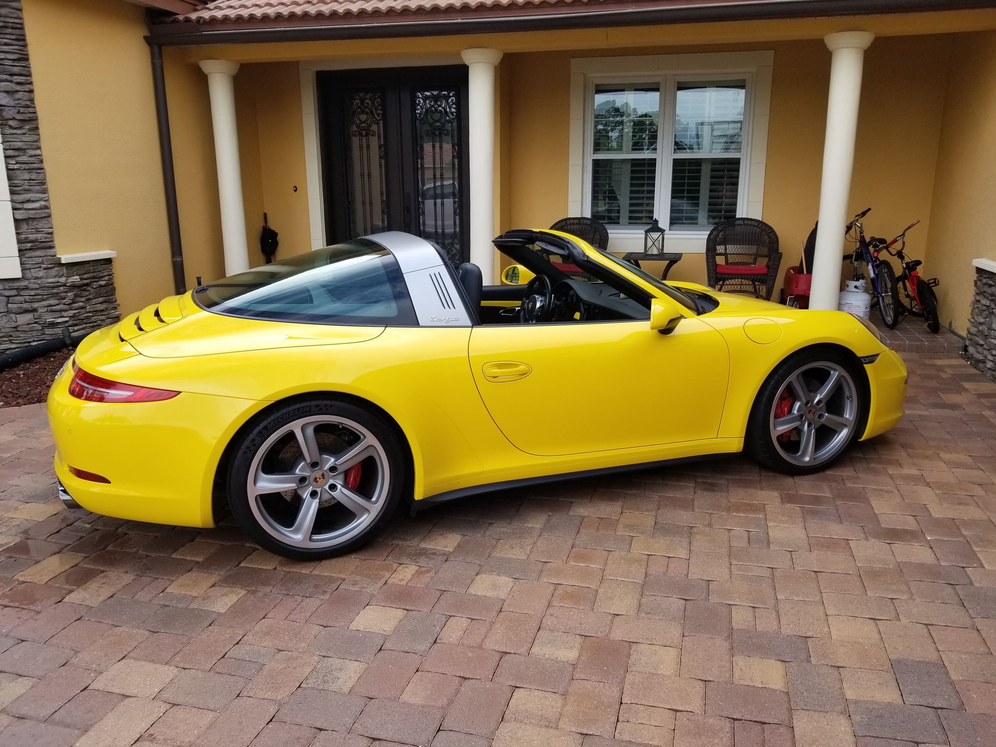 2014 Porsche 911 - 2014 Porsche 991.1 Targa 37k miles PDK - Used - VIN WP0BB2A95ES133246 - 37,215 Miles - 6 cyl - AWD - Automatic - Convertible - Yellow - Orlando, FL 32746, United States