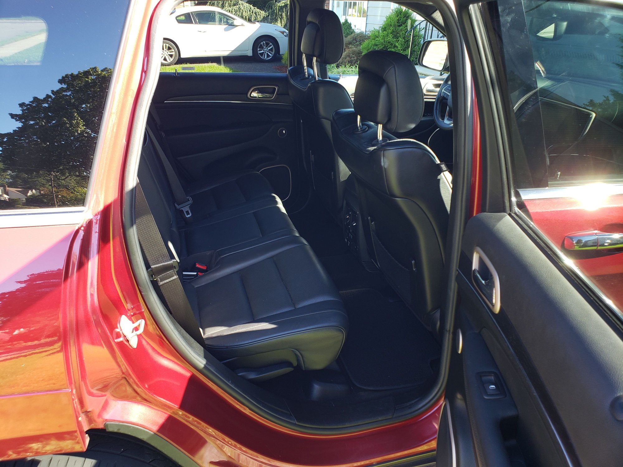 2014 Jeep Grand Cherokee - 2014 Jeep Grand Cherokee Summit - Used - VIN 1C4RJFJG7EC382424 - 83,500 Miles - 6 cyl - AWD - Automatic - SUV - Red - Bergen County, NJ 11111, United States