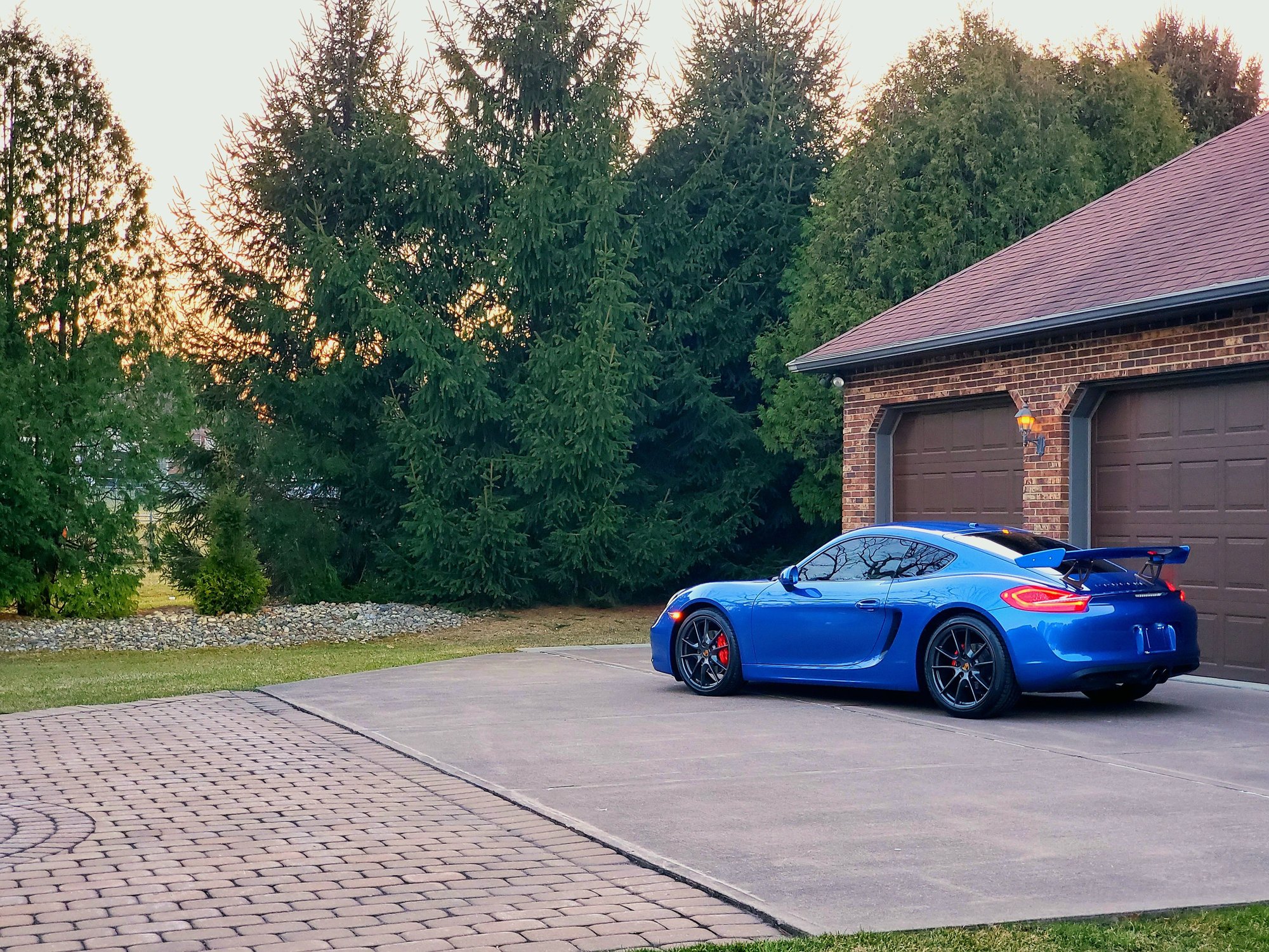 2014 Porsche Cayman - 2014 PORSCHE CAYMAN S! 6SPD MANUAL SPORT EXHAUST $77MSRP+FULLY SERVICED BLUE SAPPHIRE - Used - VIN WP0AB2A83EK191732 - 40,100 Miles - 6 cyl - 2WD - Manual - Coupe - Blue - Orefield, PA 18069, United States