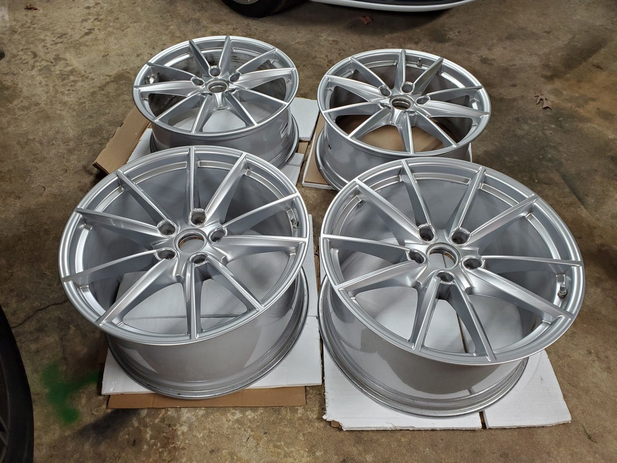 Wheels and Tires/Axles - OEM Porsche 911 992 20"/21" Wheel Set For Sale - Used - 2021 Porsche 911 - Greenville, SC 29615, United States