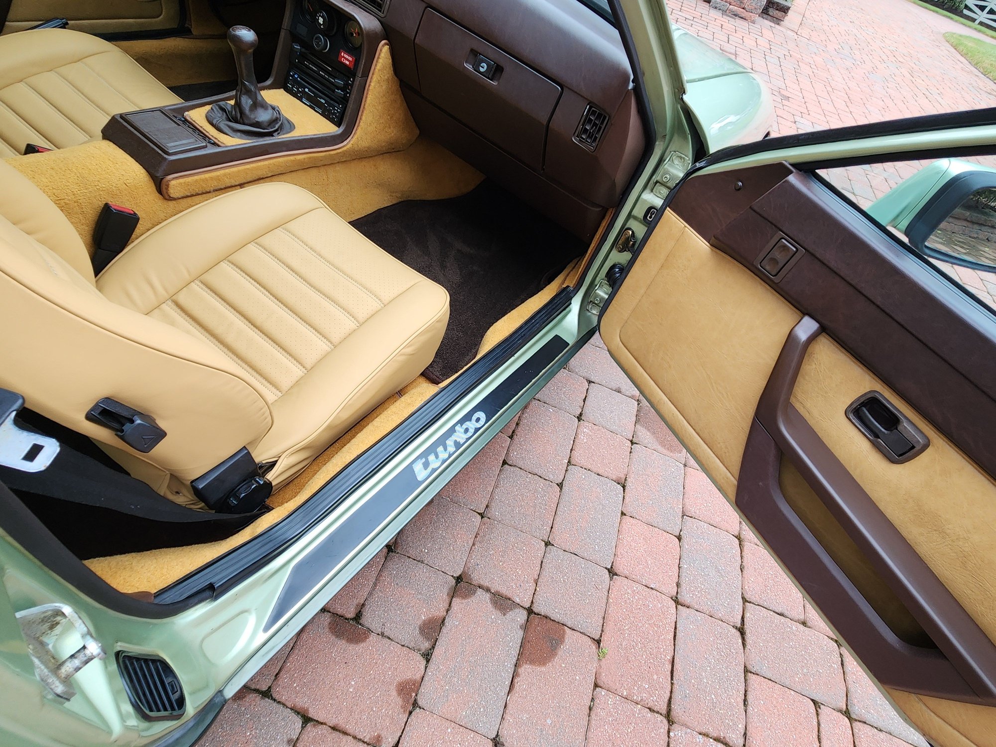 1980 Porsche 924 - 1980 Porsche 924 TURBO Original Paint Amazing 931 Runs and Drives Perfectly COLD A/C - Used - VIN 93A0152598 - 86,800 Miles - 4 cyl - 2WD - Manual - Hatchback - Other - Richboro, PA 18954, United States