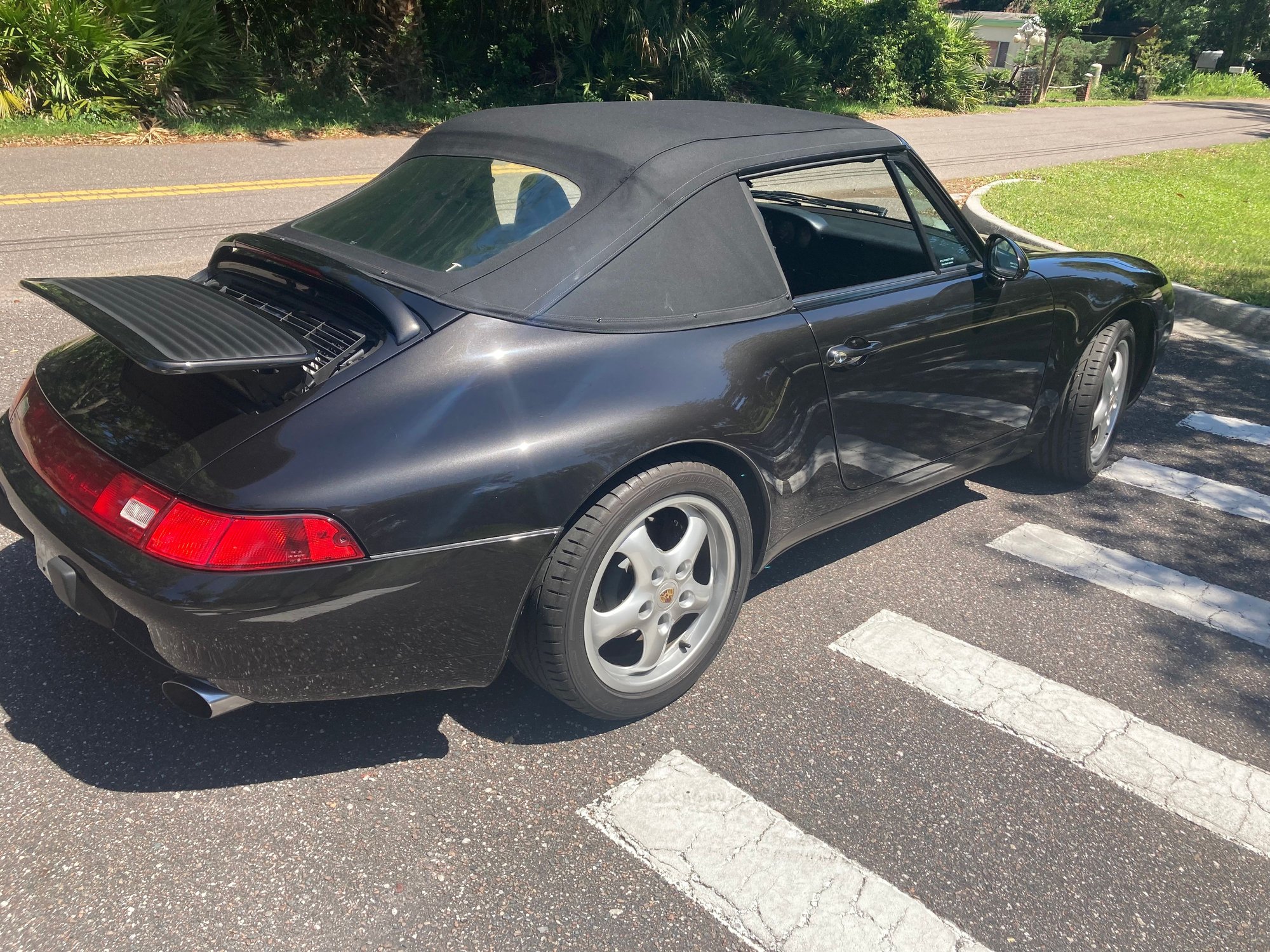 1997 Porsche 911 - 1997 Porsche 993 Cab - Used - VIN WP0CA2997VS341074 - 31,500 Miles - 6 cyl - 2WD - Manual - Convertible - Black - Amelia Island, FL 32034, United States