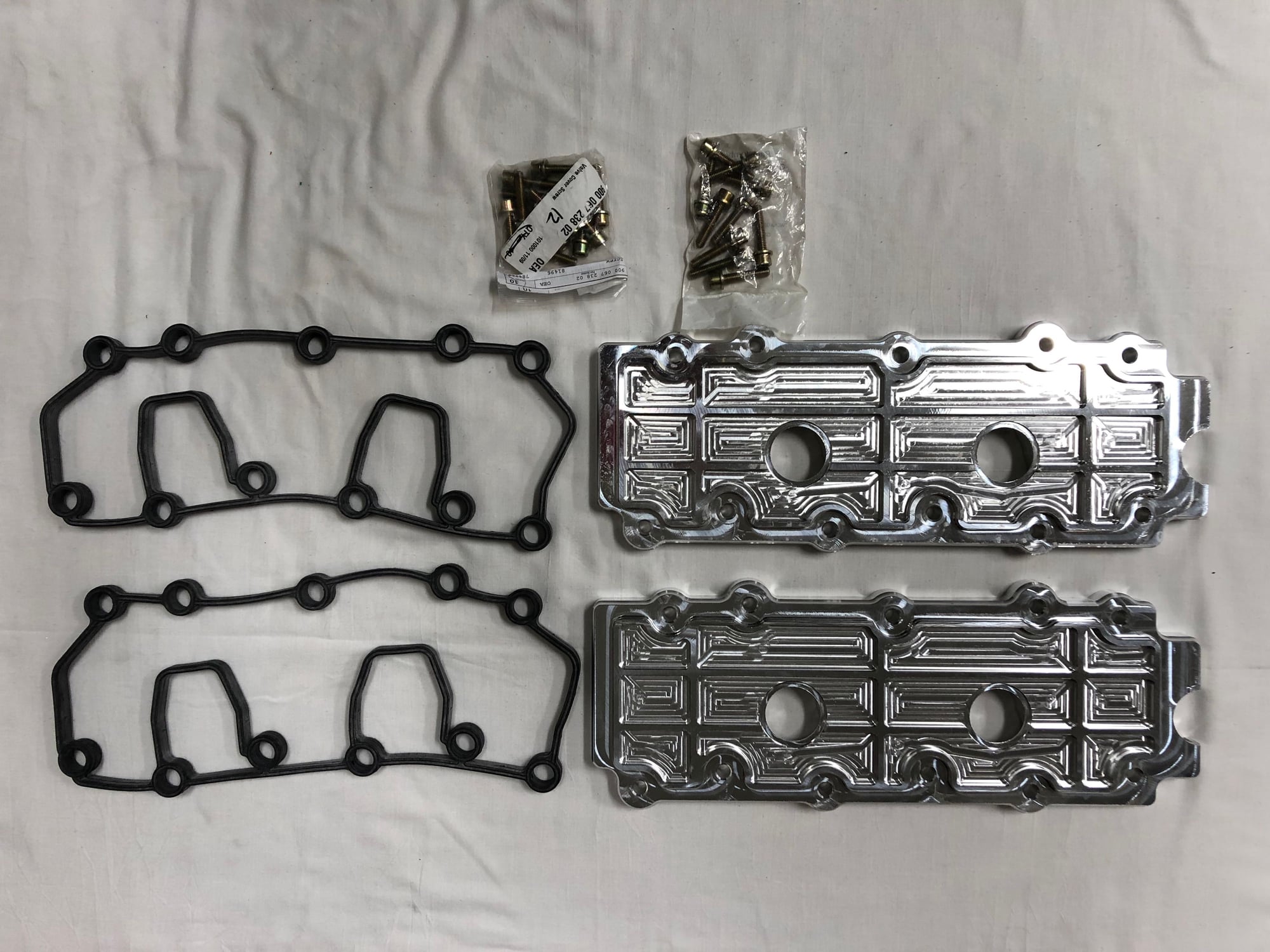 Miscellaneous - Hargett Precision billet aluminum 993 valve covers (lowers) with gaskets and hardware - New - 1995 to 1998 Porsche Carrera - Trabuco Canyon, CA 92679, United States