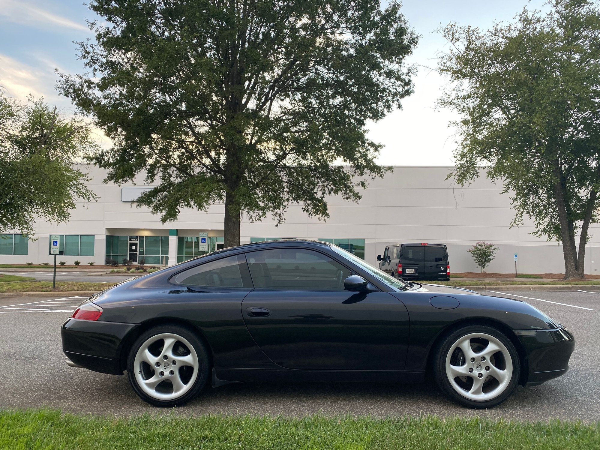 2001 Porsche 911 - 2001 Porsche 996 Carrera 2 Coupe 6 speed - Used - VIN WP0AA29991S622066 - 101,000 Miles - 6 cyl - 2WD - Manual - Coupe - Black - Charlotte, NC 28202, United States