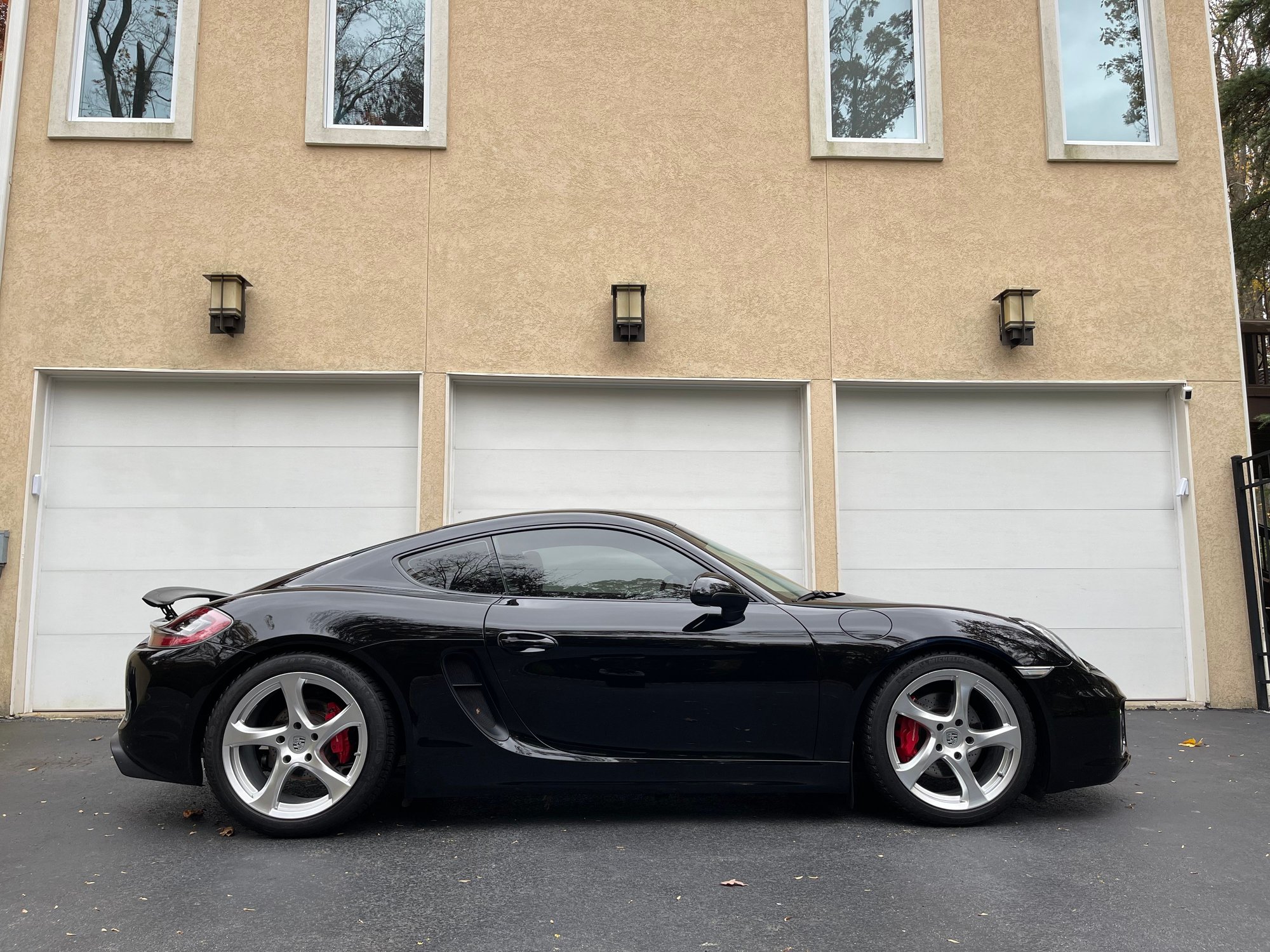 2015 Porsche Cayman - FS: MINT 981 Cayman S Manual Transmission plus OEM extras! - Used - VIN WP0AB2A82FK181842 - 28,500 Miles - 6 cyl - 2WD - Manual - Coupe - Black - Kinnelon, NJ 07405, United States