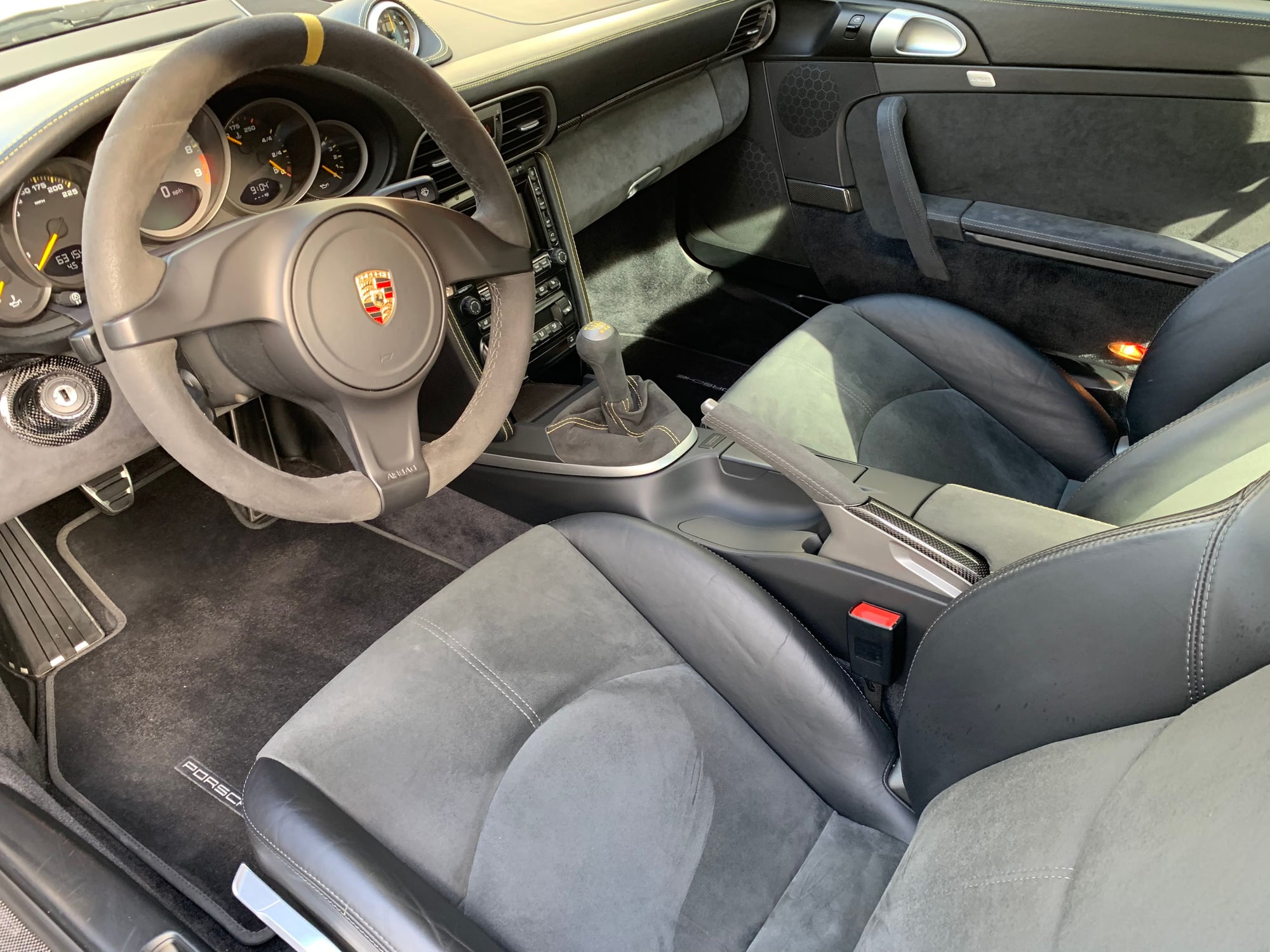 2007 Porsche GT3 - 07 GT3 - GT Silver - Used - VIN Wp0ac29927s792417 - 64,500 Miles - West Hollywood, CA 90046, United States