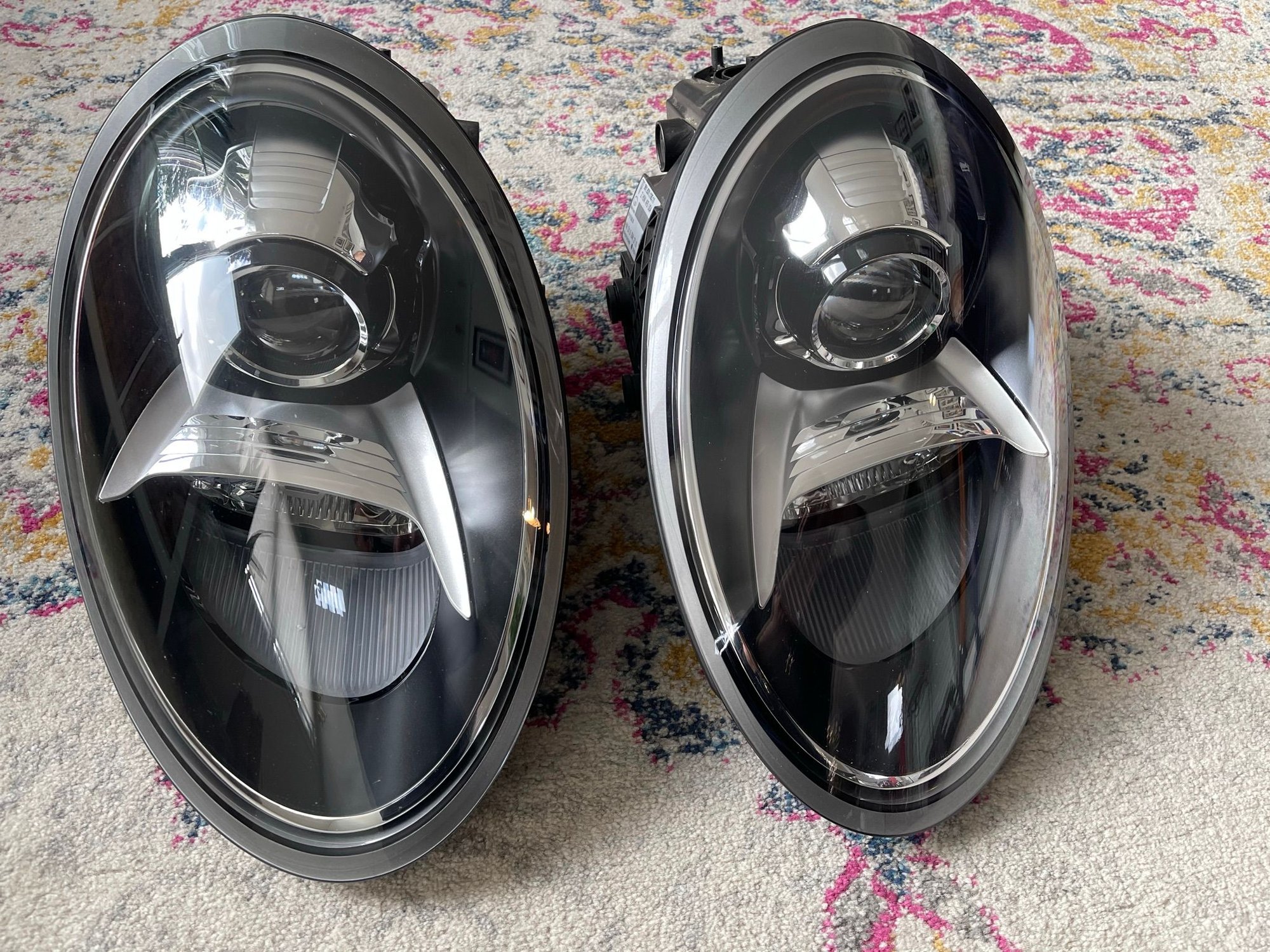 Lights - 991 911 GT3 Xenon Headlight Pair - Used - 2012 to 2017 Porsche 911 - Dearborn, MI 48124, United States