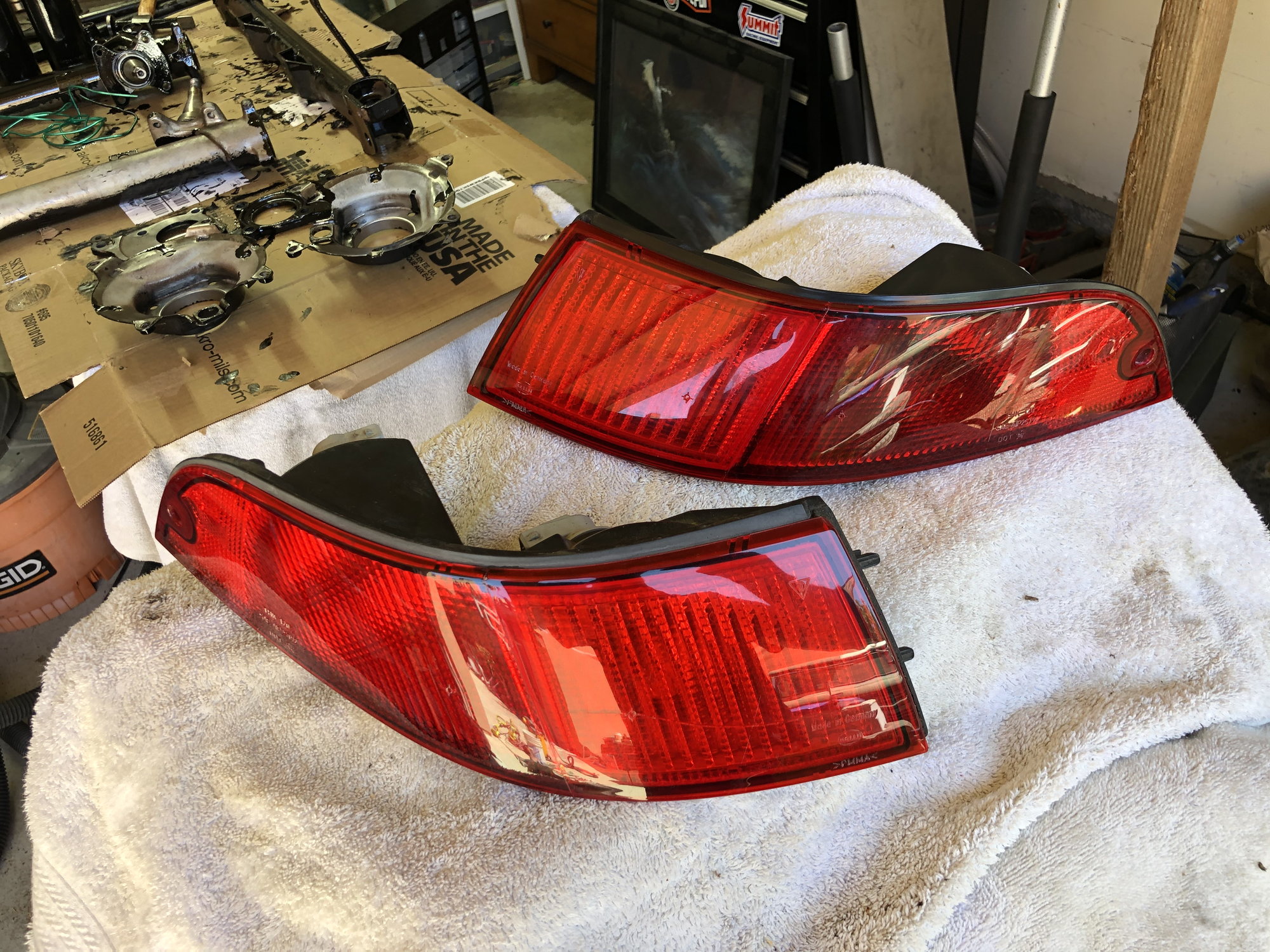 Lights - 993 tail lights - Used - 1995 to 1998 Porsche 911 - Agua Dulce, CA 91390, United States