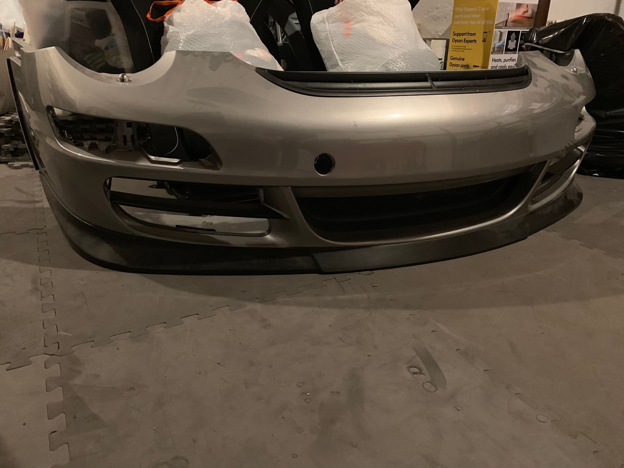 Exterior Body Parts - 997 oem bumper with oem gt3 vent installed - Used - 2005 to 2008 Porsche 911 - Bridgewater, NJ 08807, United States