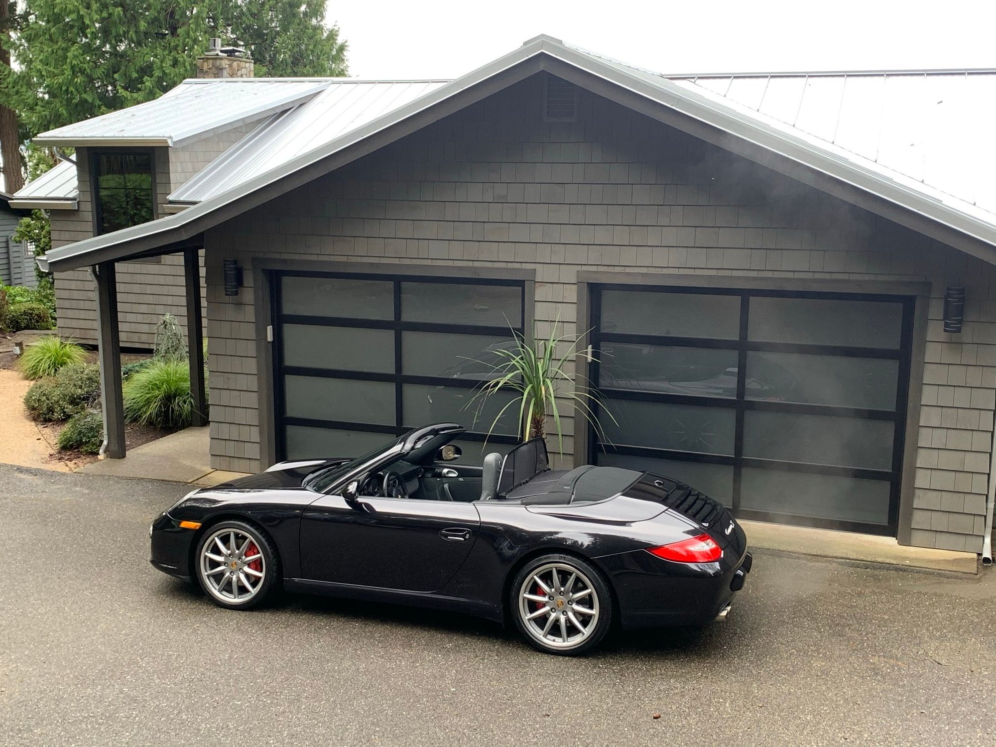 2011 Porsche 911 - 911s manual transmission, cabriolet - Used - VIN WP0CB2A9XBS755115 - 38,500 Miles - 6 cyl - 2WD - Manual - Convertible - Black - Gig Harbor, WA 98335, United States