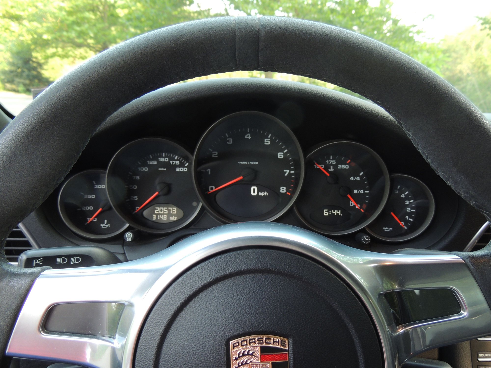 2011 Porsche 911 - Beautiful 911 GTS - Used - VIN WP0AB2A96BS720899 - 20,600 Miles - 6 cyl - 2WD - Manual - Coupe - White - Gibsonia, PA 15044, United States