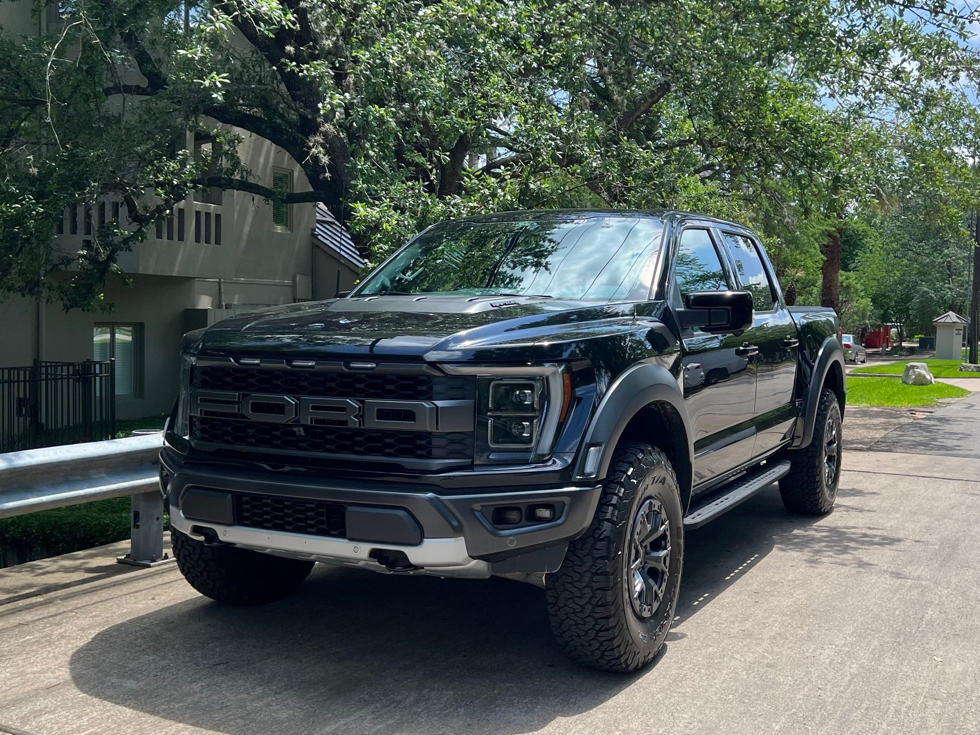 2021 Ford F-150 - Just delivered 2021 Ford Raptor 37 w/ Recaros - Used - VIN 1FTFW1RG2MFD02266 - 250 Miles - 6 cyl - 4WD - Automatic - Truck - Black - Austin, TX 78746, United States