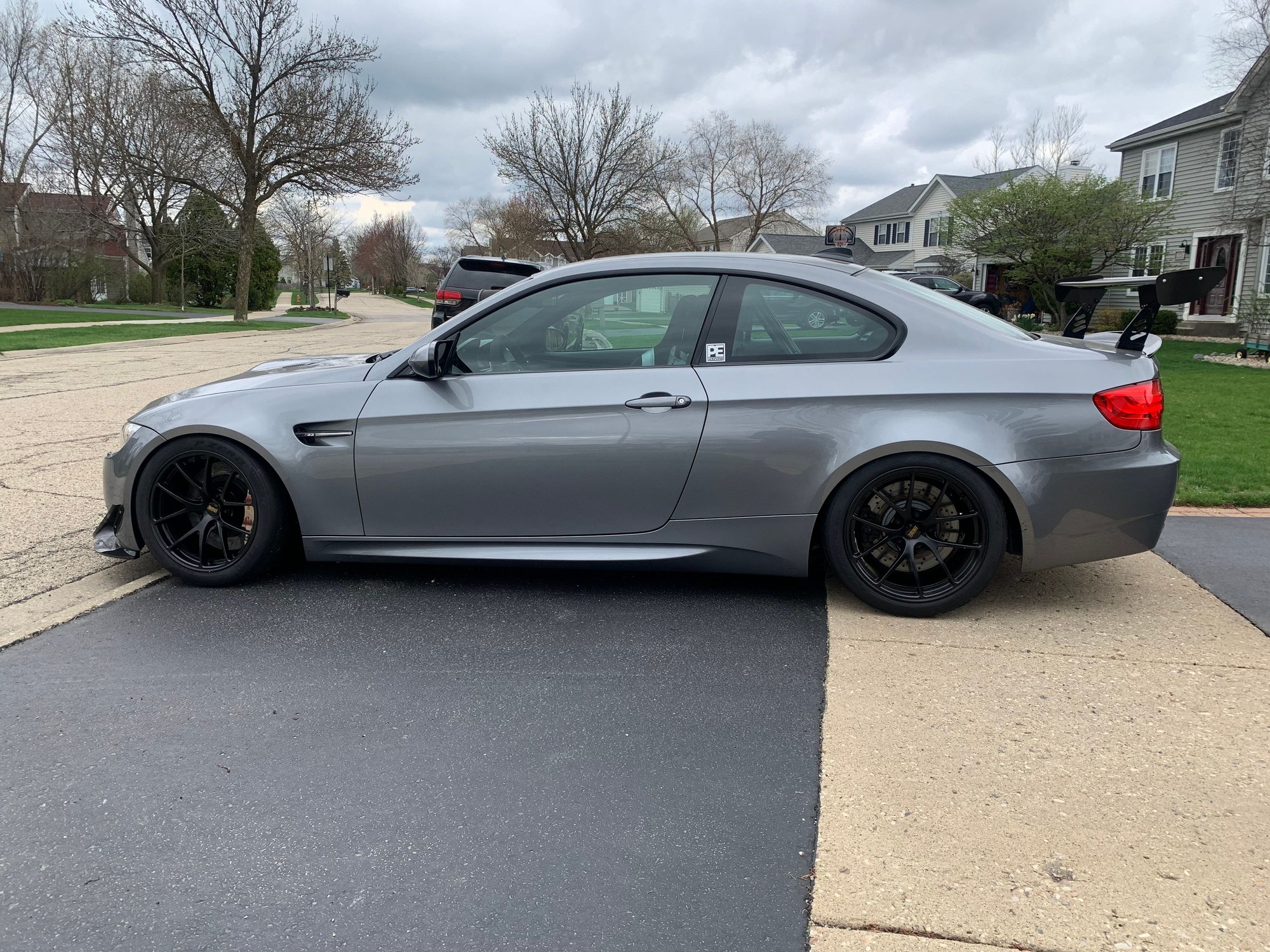 2009 BMW M3 - 2009 BMW M3 Dct *Streetable track car* - Used - VIN WBSWD93549P362081 - 75,511 Miles - 8 cyl - 2WD - Automatic - Coupe - Gray - Glenview, IL 60026, United States