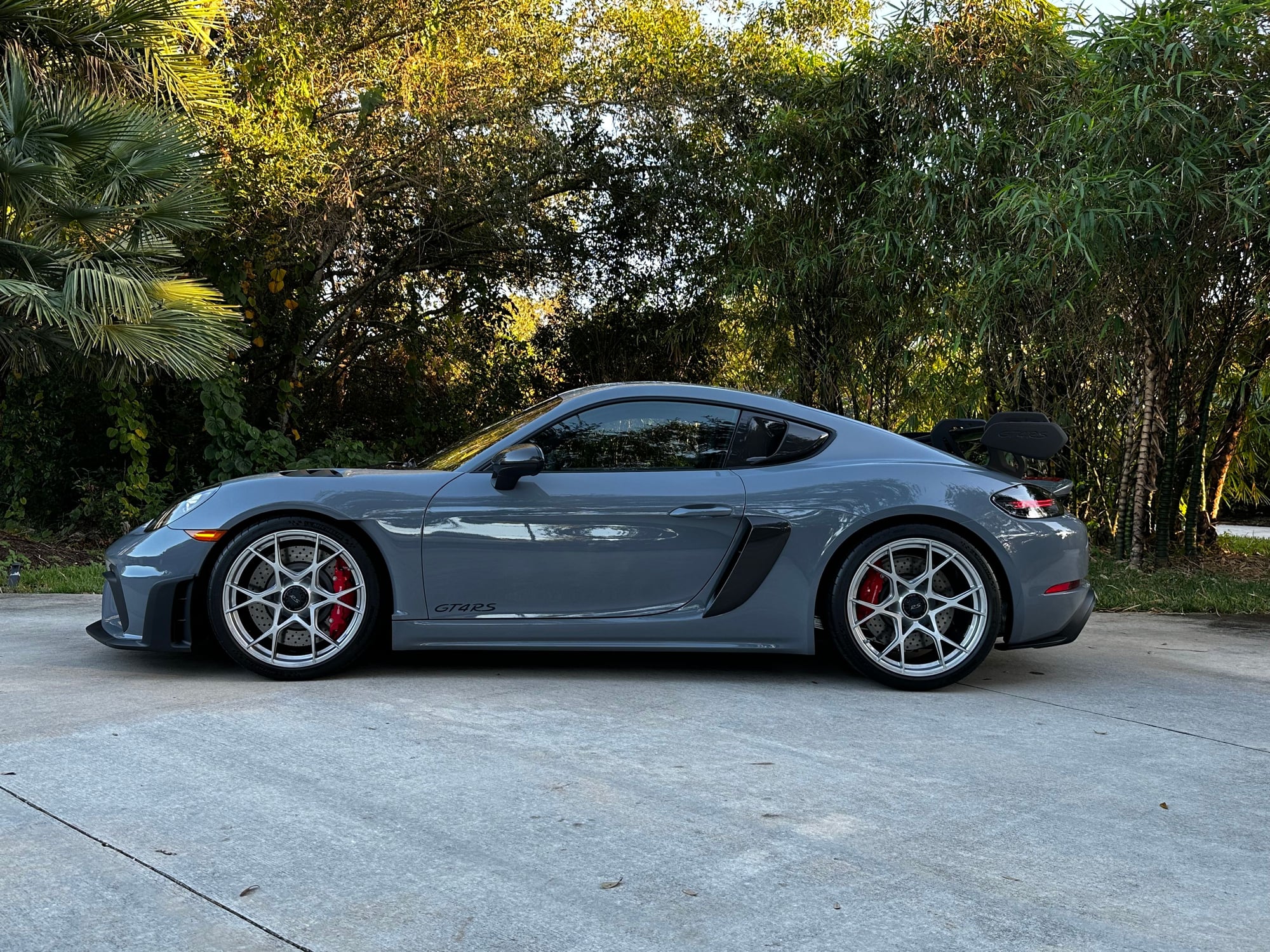 2023 Porsche 718 - Porsche GT4 RS - New - VIN WPOAE2A81PS280161 - 39 Miles - 6 cyl - 2WD - Automatic - Coupe - Gray - Clearwater, FL 33765, United States