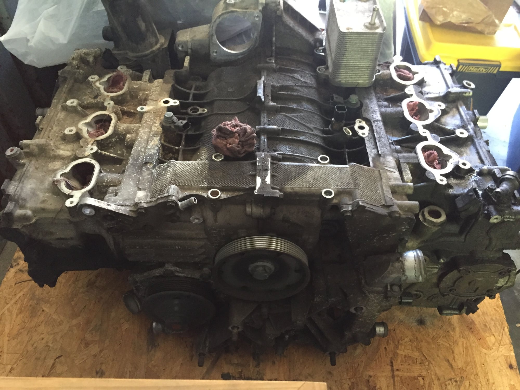 Engine - Complete - M96 Motor from 2000 996 - 90K miles - Cracked Head - Used - 1999 to 2004 Porsche 911 - North Providence, RI 02865, United States