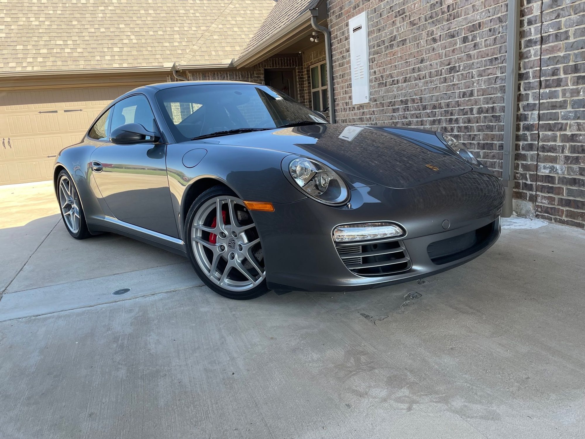 2009 Porsche 911 - Low Mileage 2009 997.2 C4S, 25k miles, PDK, Excellent Condition - Used - VIN WP0AB29969S720545 - 25,407 Miles - 6 cyl - 4WD - Automatic - Coupe - Gray - Rockwall, TX 75032, United States