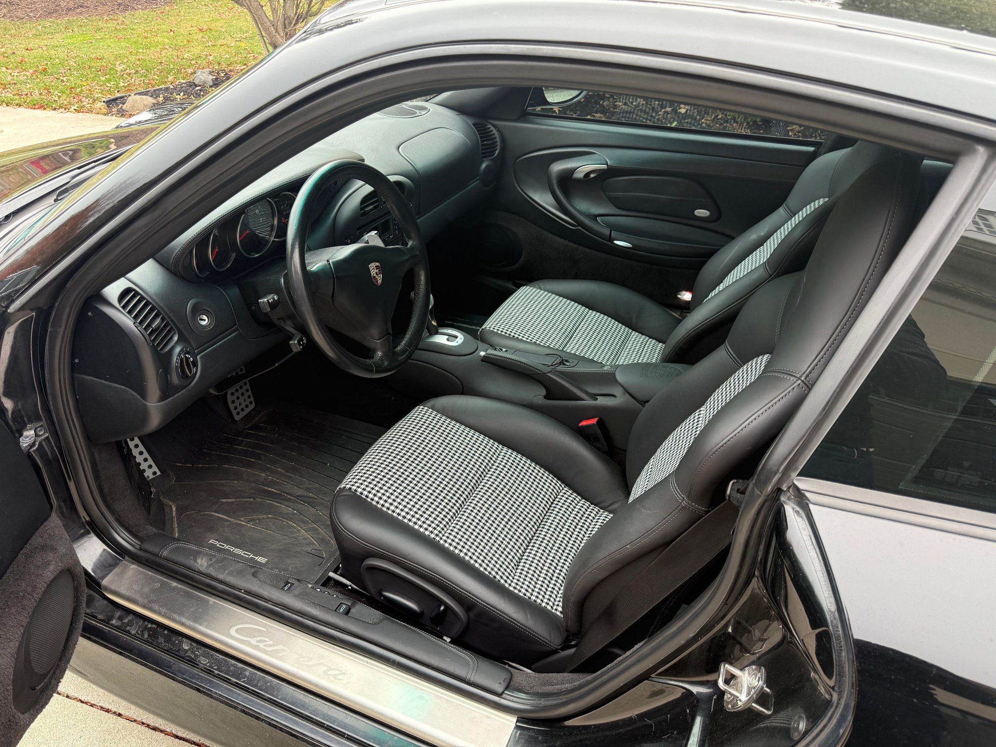 2001 Porsche 911 - FS - 2001 996.1 Carrera 4 (Tiptronic, Factory Aero Kit, Interior Upgrades) - Used - Ann Arbor, MI 48170, United States