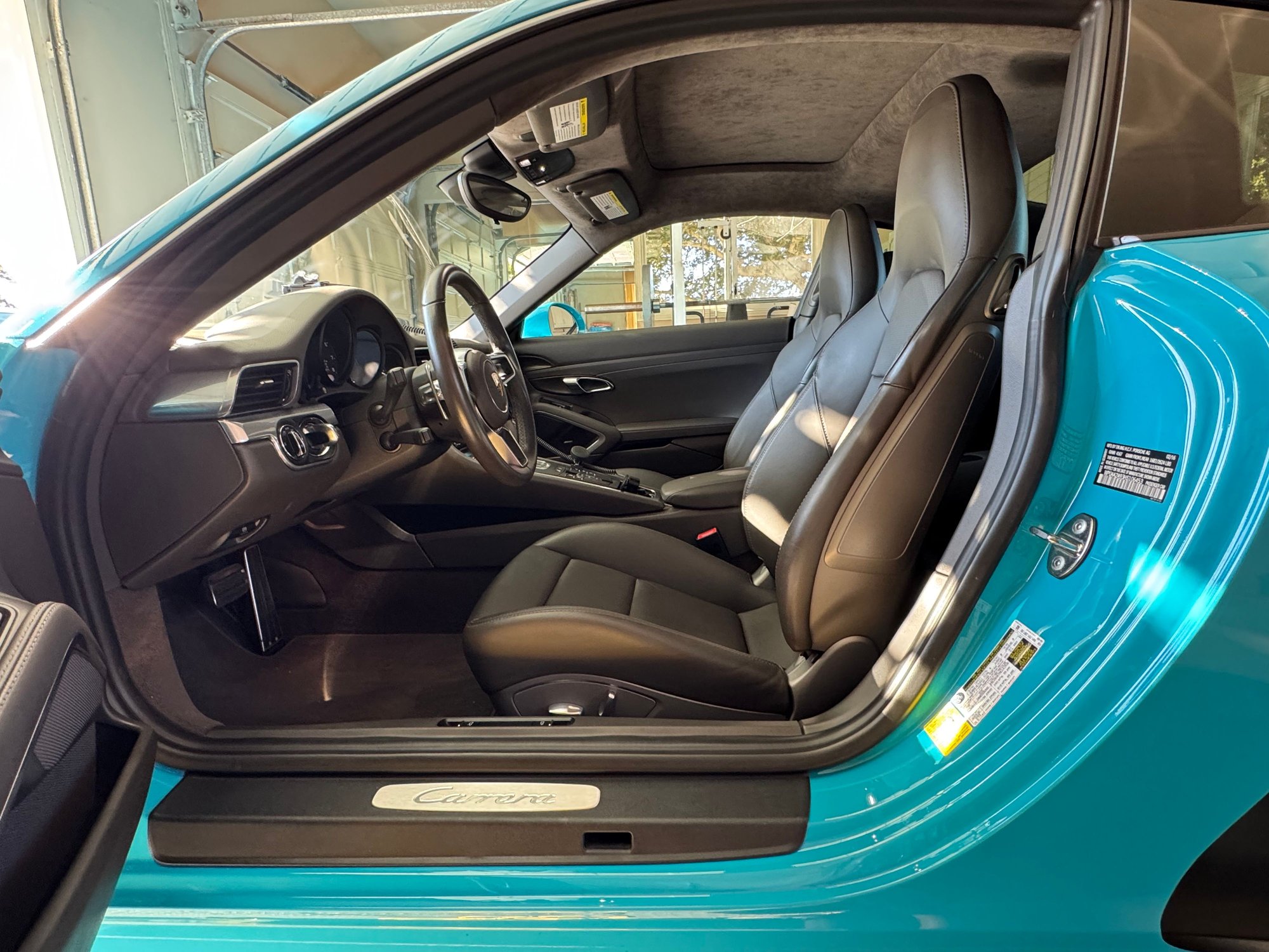 2017 Porsche 911 - 2017 911 Carrera Miami Blue 8K Miles Mint PDK PSE GTS Turbos AMS IC - Used - VIN WPOAA2A93HS106453 - 8,000 Miles - 6 cyl - 2WD - Automatic - Coupe - Blue - Monterey, CA 93940, United States