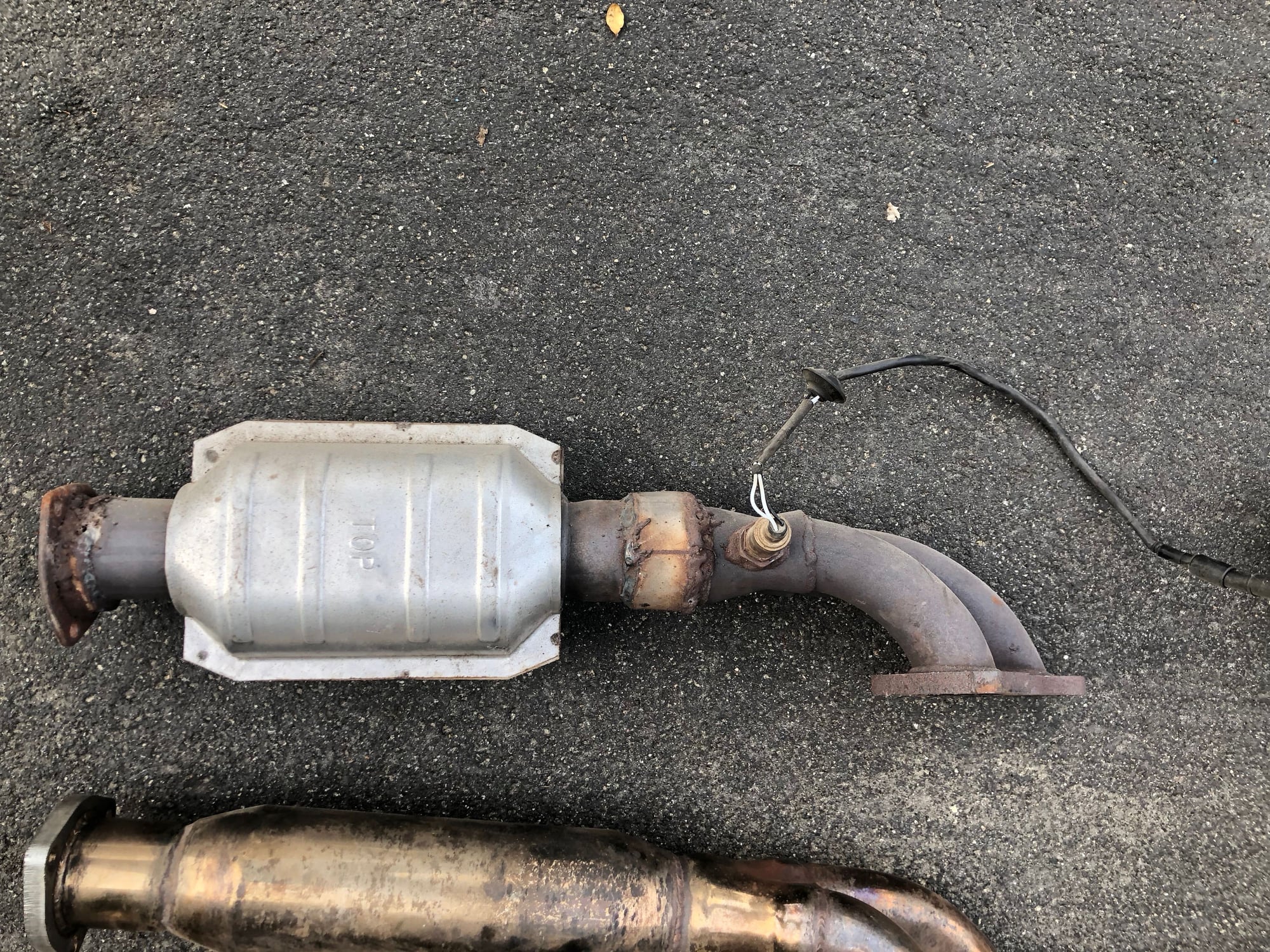 Engine - Exhaust - 3.2 parts.  Complete exhaust, cat bypass, intake, steering wheel. - Used - 1984 to 1989 Porsche 911 - Los Angeles, CA 90039, United States