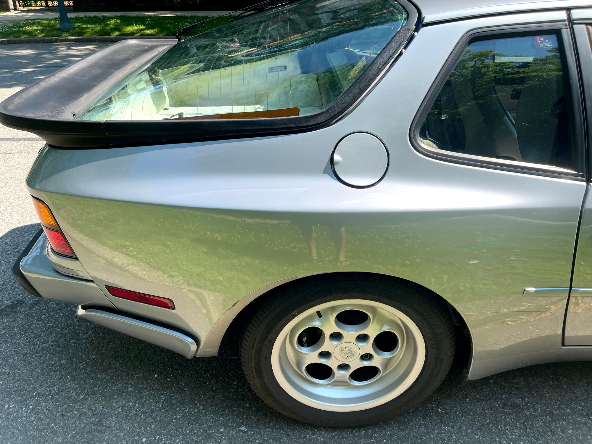 1986 Porsche 944 - 1986 Porsche 944 Turbo Rare Sapphire Metallic Color White Leather Interior 85k miles - Used - VIN WP0AA0951GN151622 - 85,000 Miles - 4 cyl - 2WD - Manual - Coupe - Silver - Forest Hills, NY 11375, United States