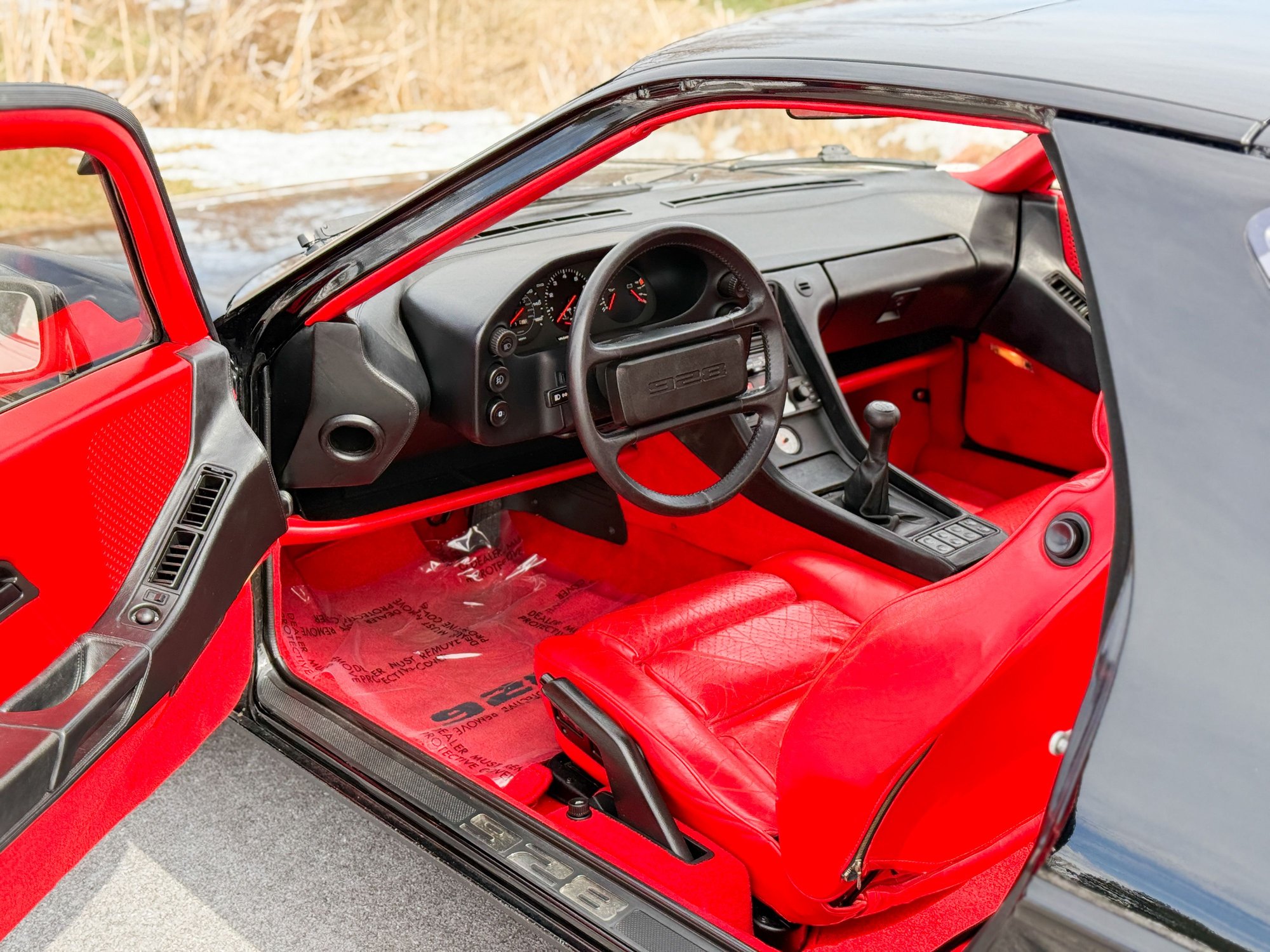 1982 Porsche 928 - 1982 928 Black over Can-can! - Used - VIN WP0JA0922CS821115 - 36,165 Miles - 8 cyl - 2WD - Manual - Coupe - Black - Murray, UT 84107, United States