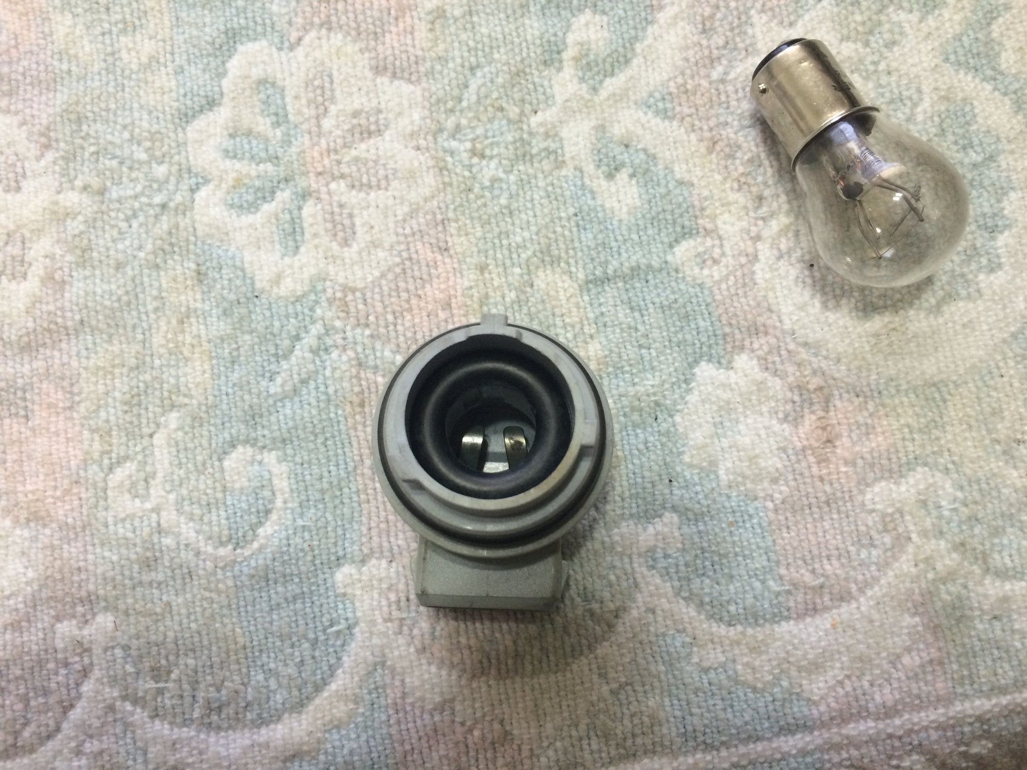 Loose Brake Light Bulb Fix Rennlist Porsche Discussion Forums