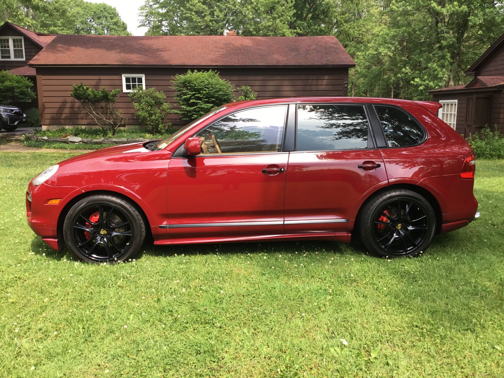 2009 Porsche Cayenne - 2009 Porsche Cayenne GTS 6MT - Used - VIN WP1AD29P39LA61678 - 8 cyl - AWD - Manual - Oneida, NY 13421, United States