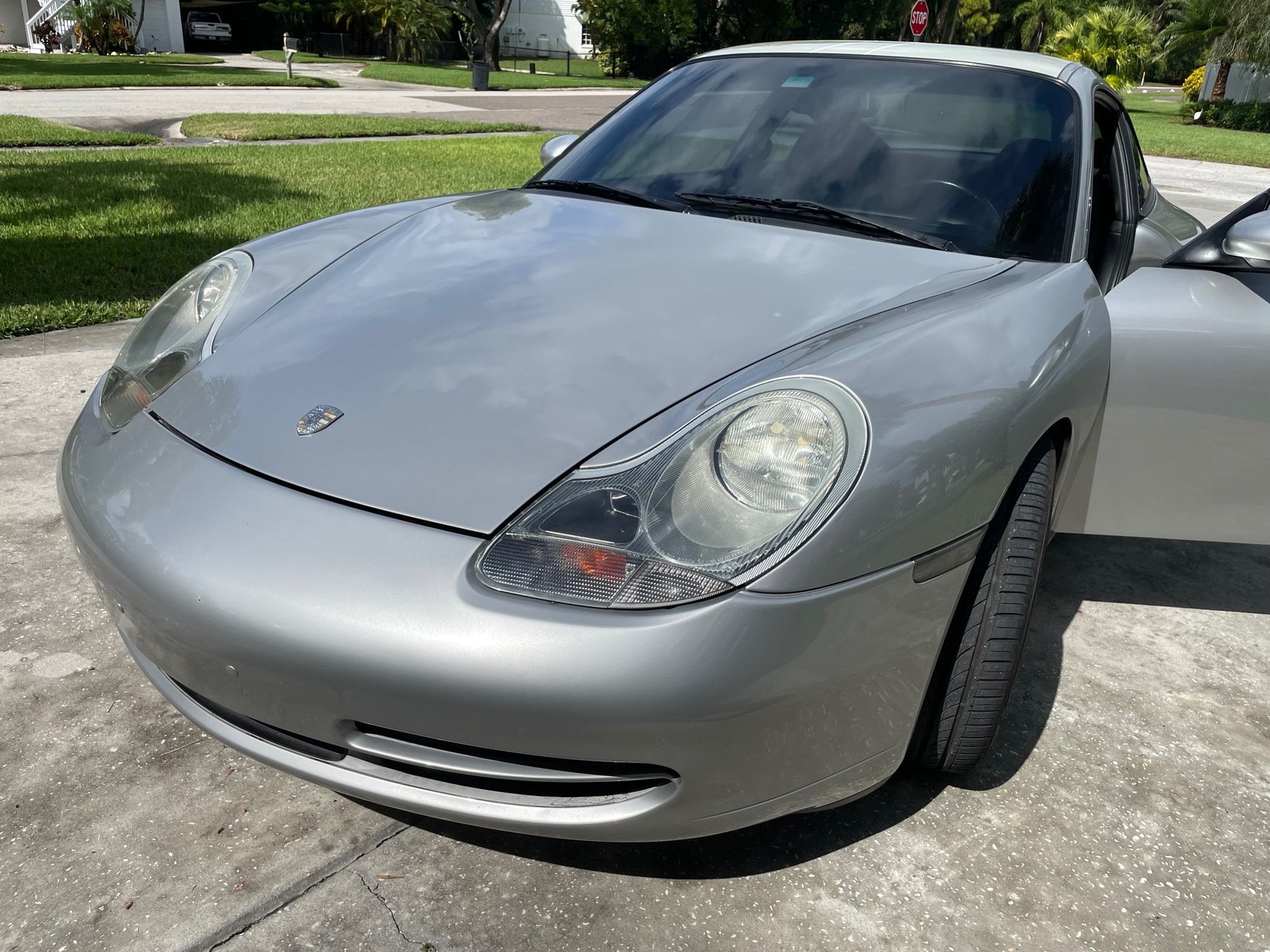 2000 Porsche 911 - 2000 Porsche 911 Carrera - Used - VIN WP0AA2993YS620985 - 6 cyl - 2WD - Manual - Coupe - Silver - Palm Harbor, FL 34683, United States