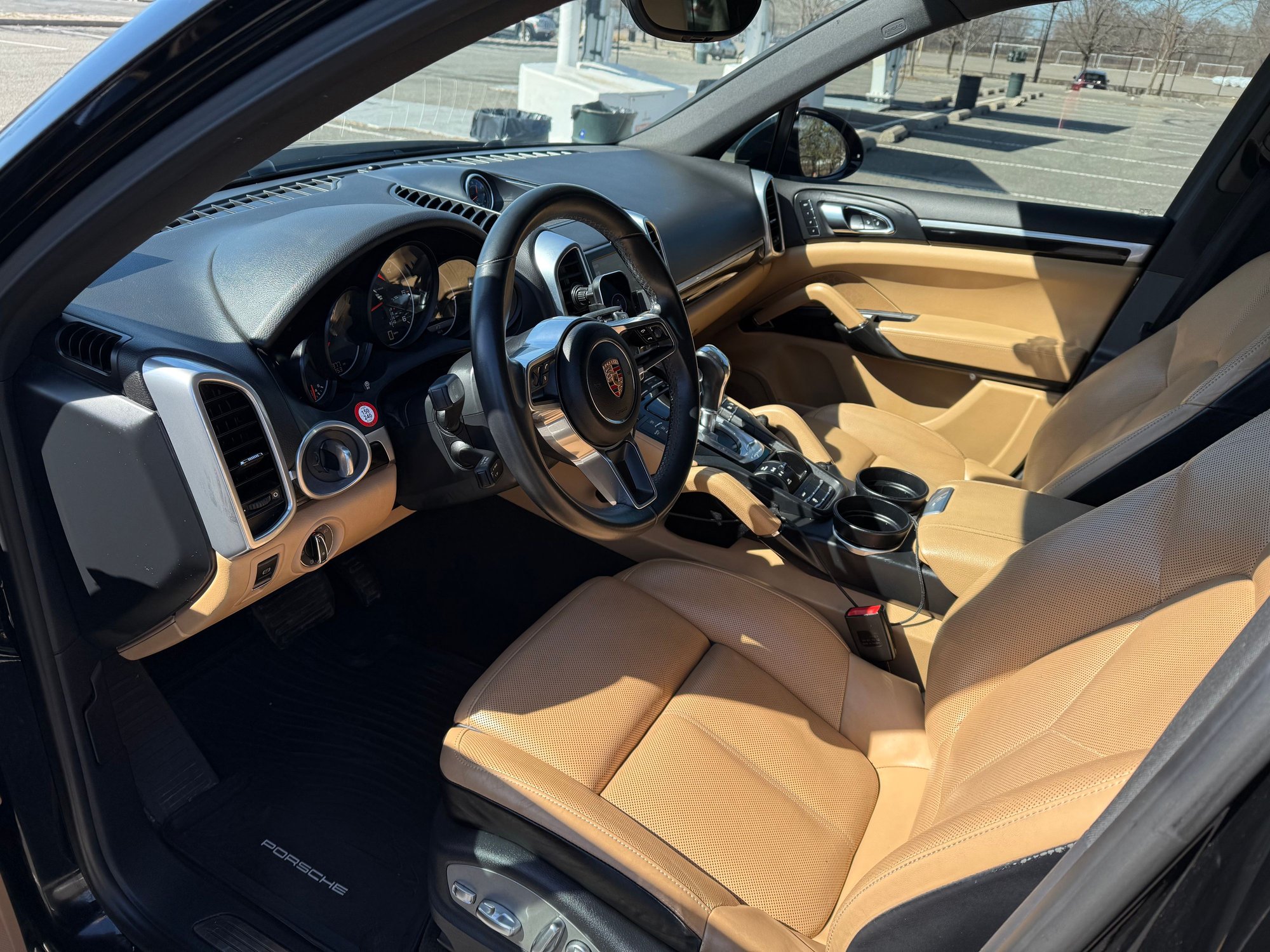 2015 Porsche Cayenne - 2015 Porsche Cayenne Diesel – Premium Package Plus - Used - VIN WP1AF2A26FLA33198 - 87,000 Miles - 6 cyl - 4WD - Automatic - SUV - Black - Atlantic Highlands, NJ 07716, United States