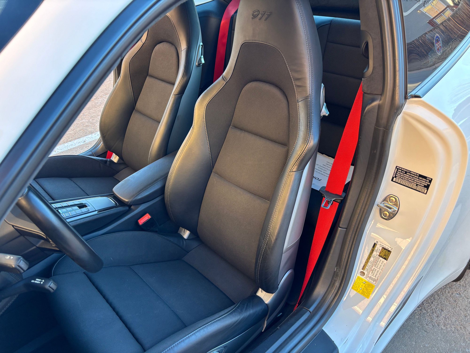 2019 Porsche 911 - 2019 Porsche 911 Carrera T, manual, ~22k miles - Used - Denver, CO 80211, United States