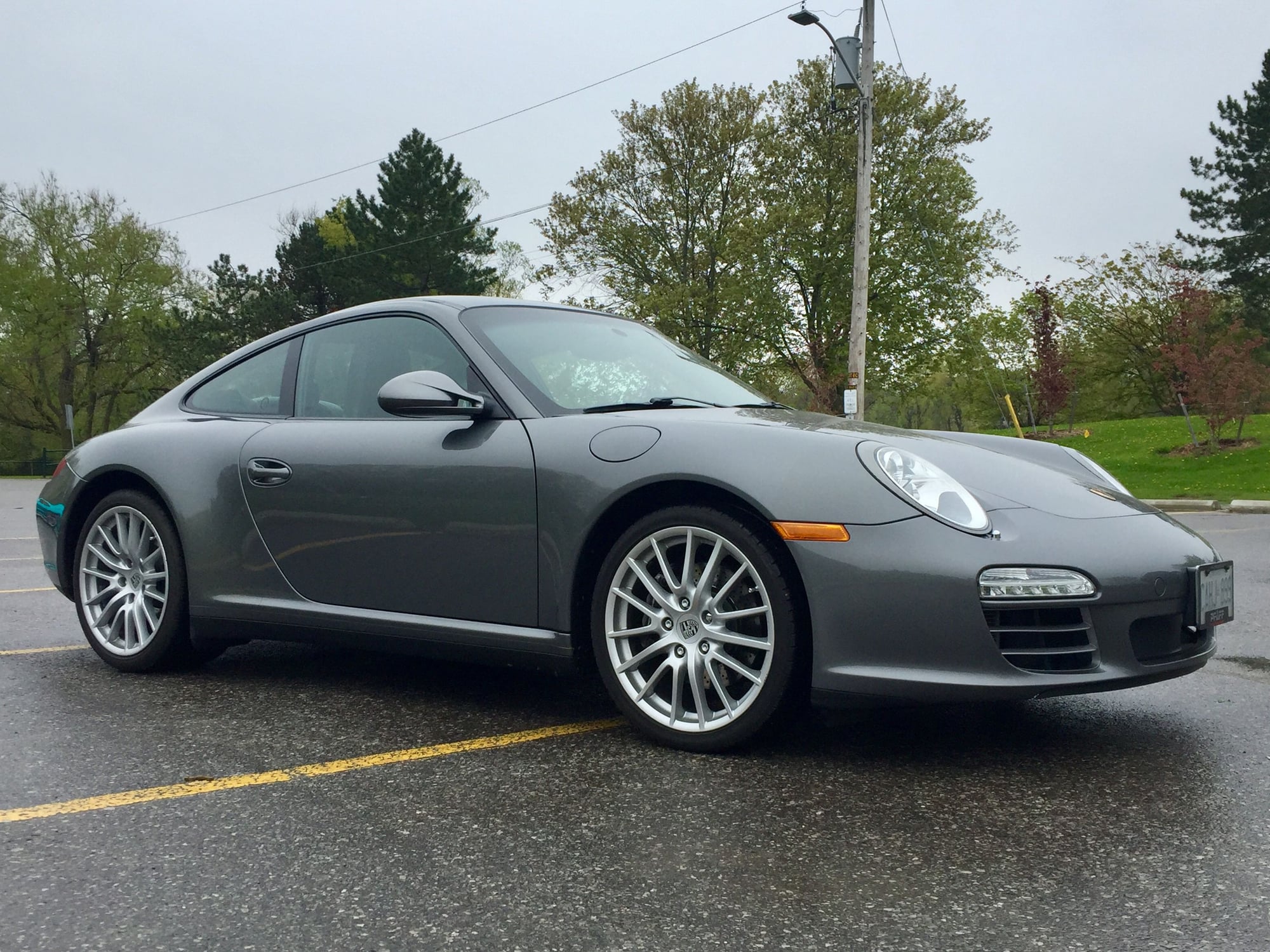 2009 Porsche 911 - 2009 Porsche 911 Carrera 4 - Meteor Grey on Black, PDK, Extremely well maintained - Used - VIN WP0AA29929S707407 - 67,108 Miles - 6 cyl - AWD - Automatic - Coupe - Gray - Toronto, ON M4C5L2, Canada