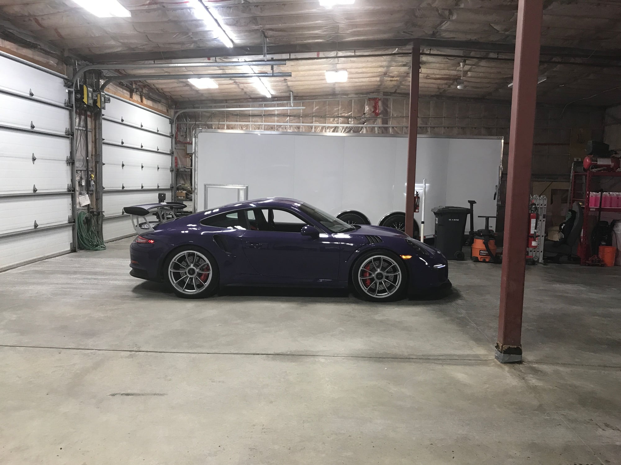 2016 Porsche GT3 - 2016 Ultraviolet GT3 RS for sale - Used - VIN WP0AF2A90GS193177 - 14,000 Miles - 6 cyl - 2WD - Automatic - Coupe - Purple - Sherbrooke, QC J1N1S4, Canada