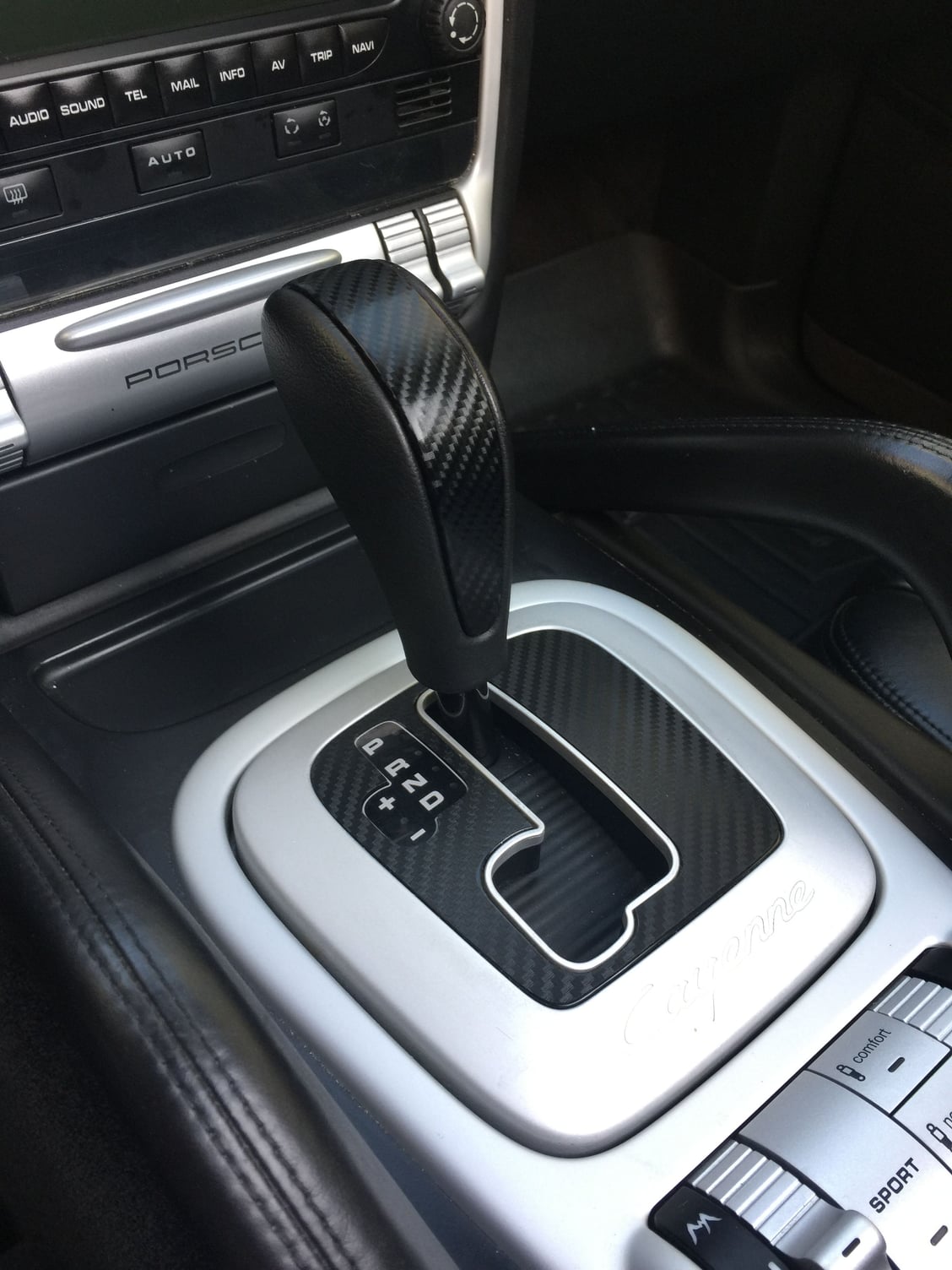 Shift knob aluminum trim removal 955/957 - Rennlist - Porsche Discussion  Forums