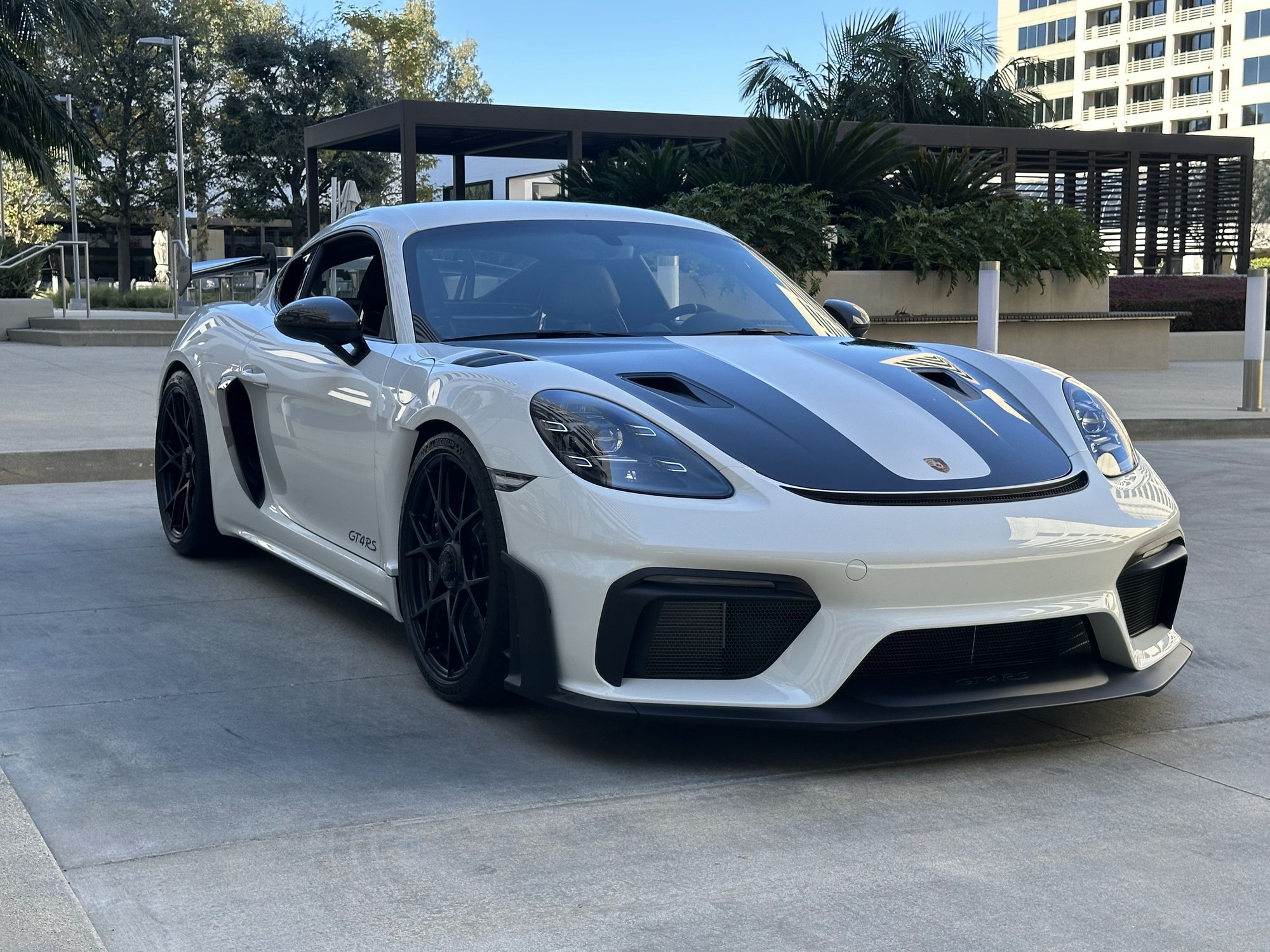 2024 Porsche 718 - 2024 Porsche 718 Cayman GT4 RS Weissach Package - Used - VIN WP0AE2A89RK274871 - 80 Miles - 6 cyl - 2WD - Automatic - Coupe - White - Tarzana, CA 91356, United States