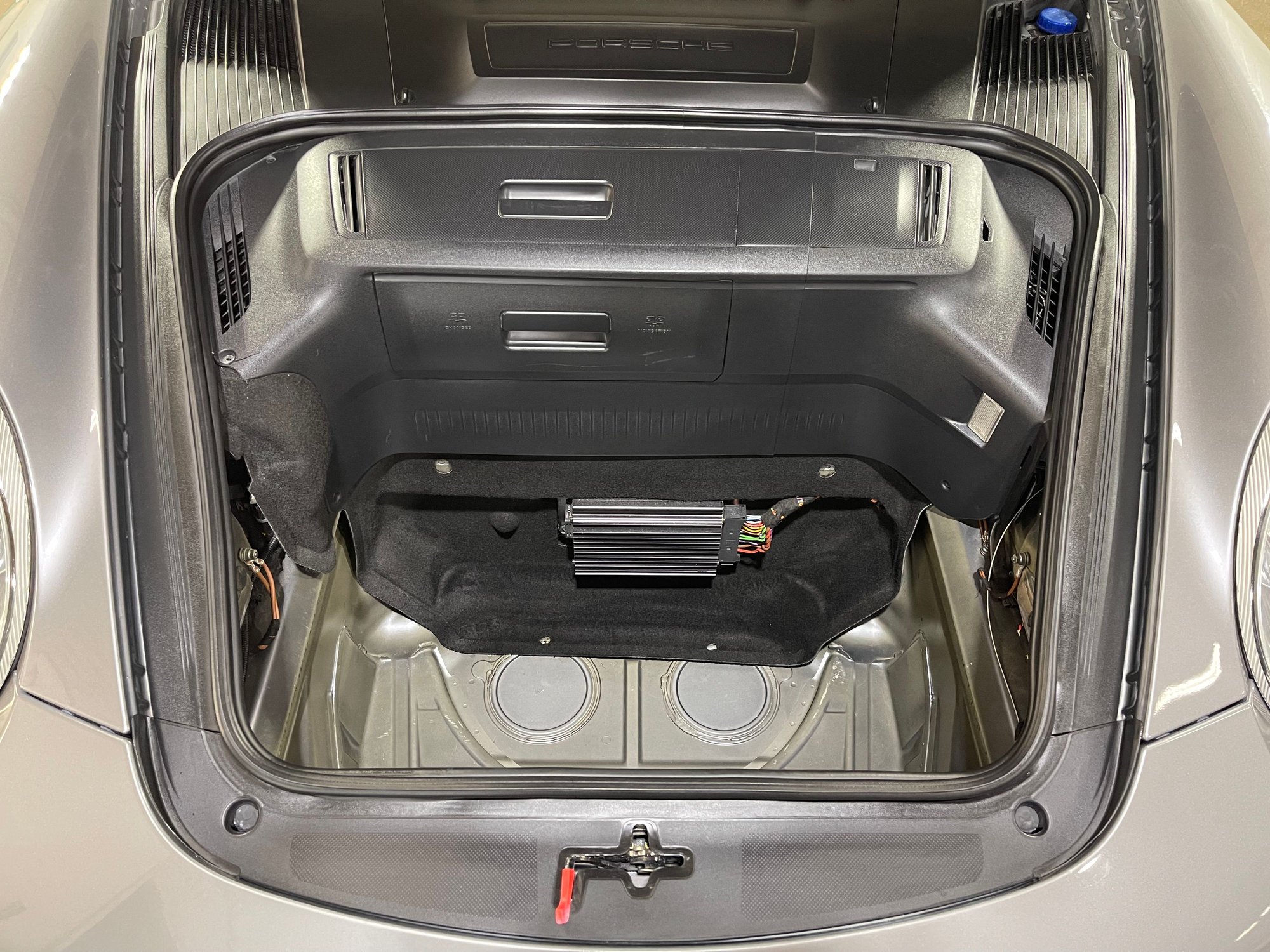 2005 Porsche 911 - 2005 Porsche 911 Carrera 6 speed - 997.1 C2 - Used - VIN WP0AA29925S715145 - 90,141 Miles - 6 cyl - 2WD - Manual - Coupe - Gray - Sioux Falls, SD 57107, United States