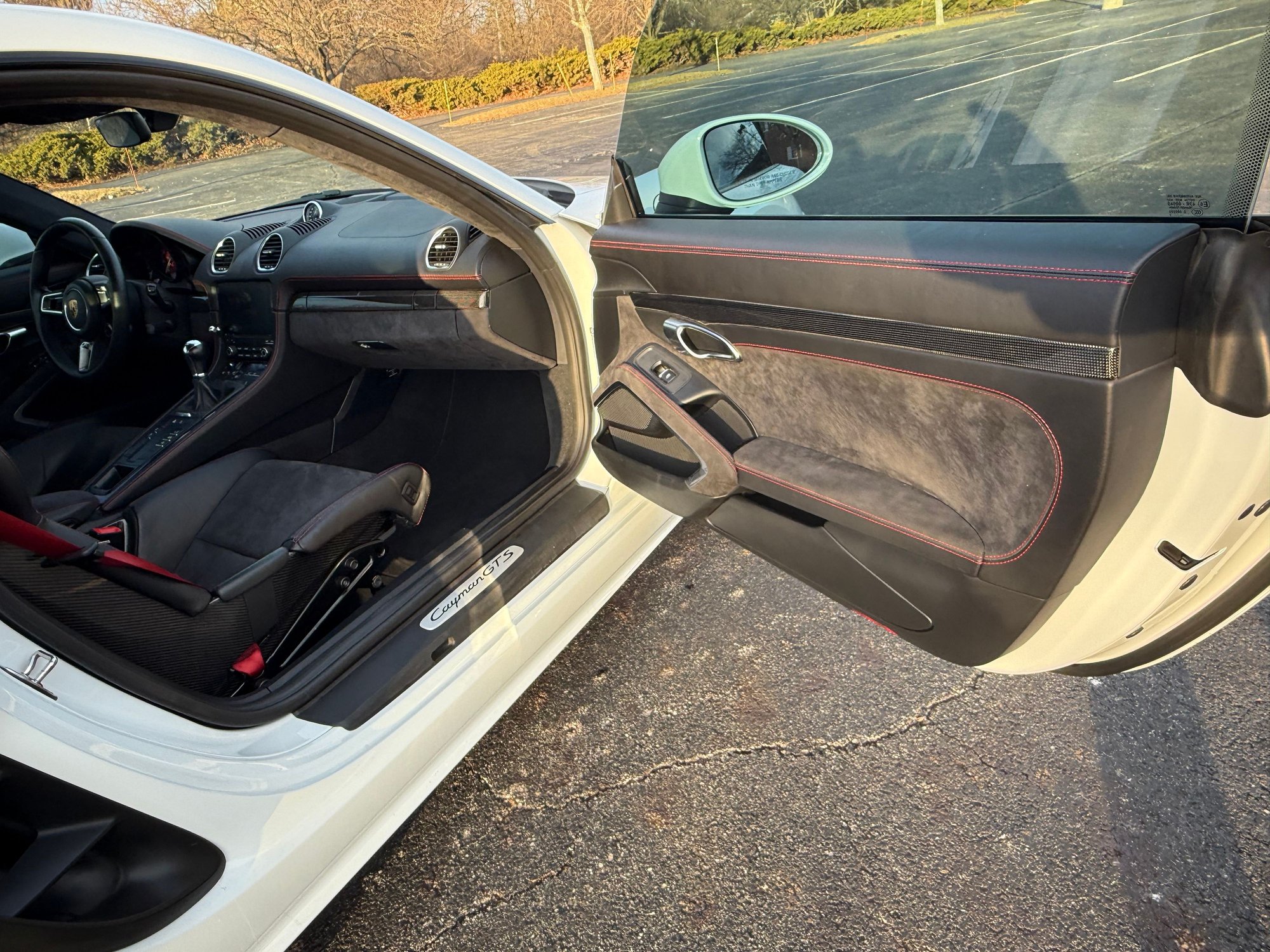 2019 Porsche 718 Cayman - 2019 Cayman GTS 2.5 Manual with Buckets! - Used - VIN WP0AB2A83KS279076 - 17,662 Miles - 4 cyl - 2WD - Manual - Coupe - White - Dublin, OH 43017, United States